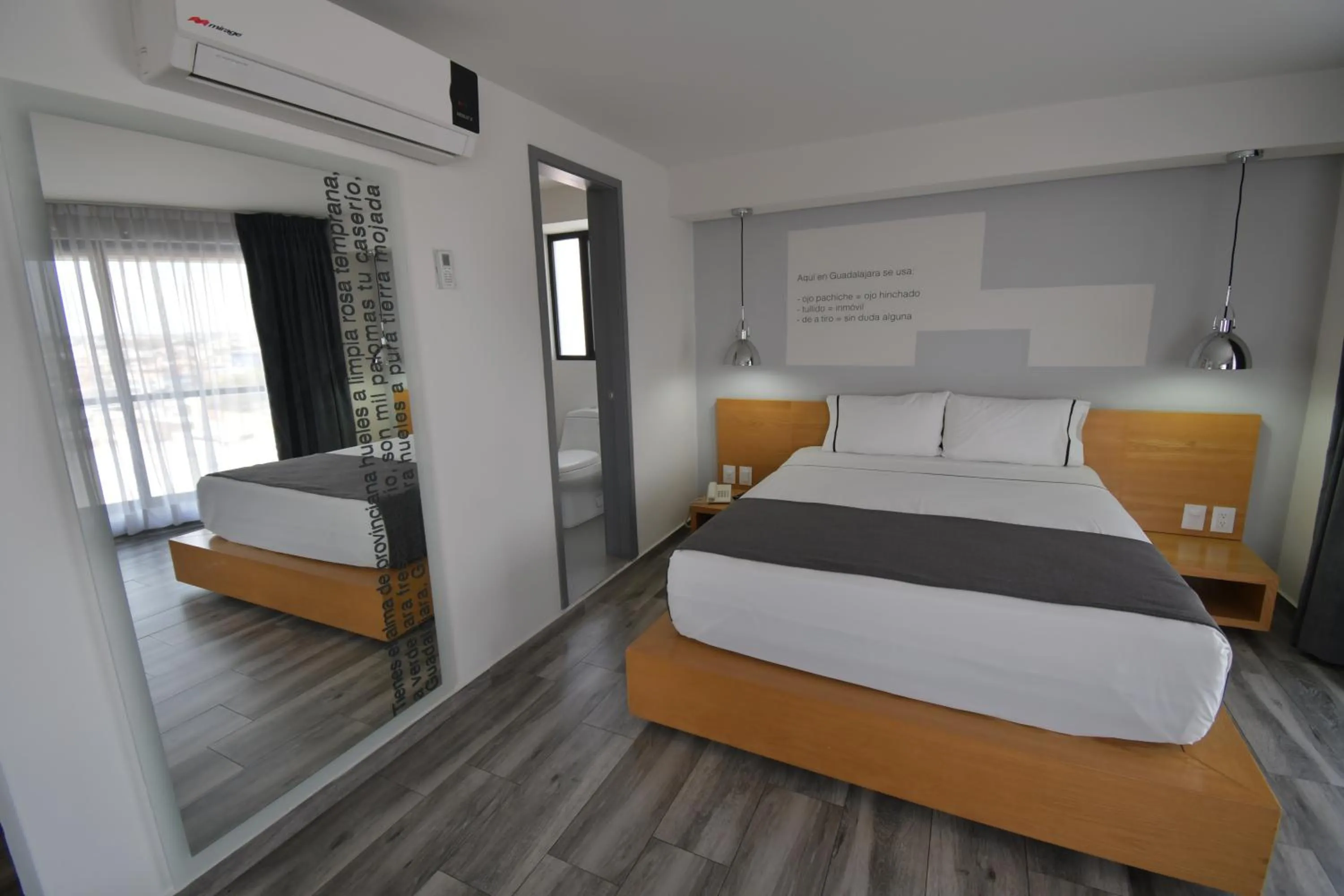 Bed in Hotel Perla Central