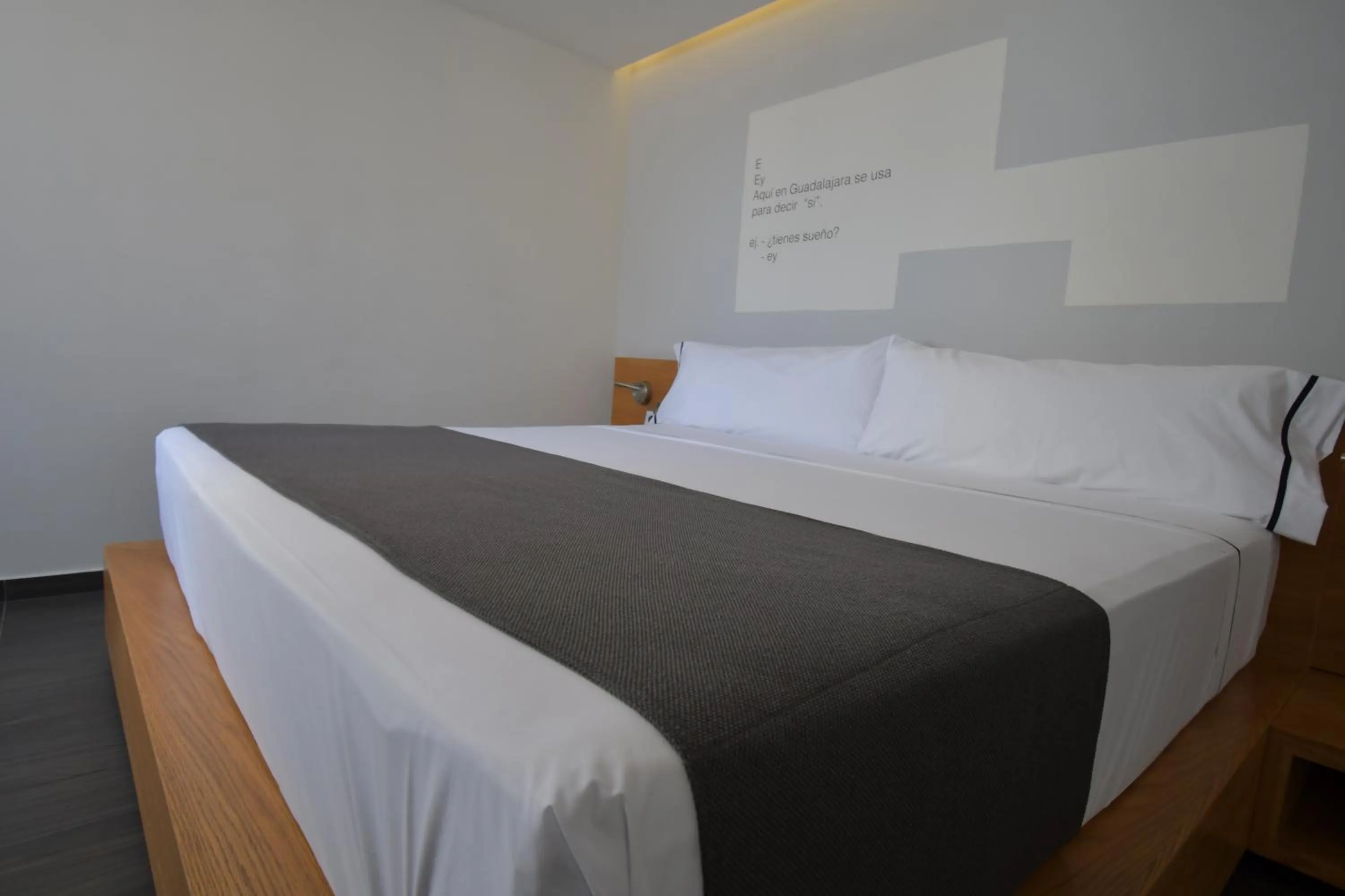 Bed in Hotel Perla Central