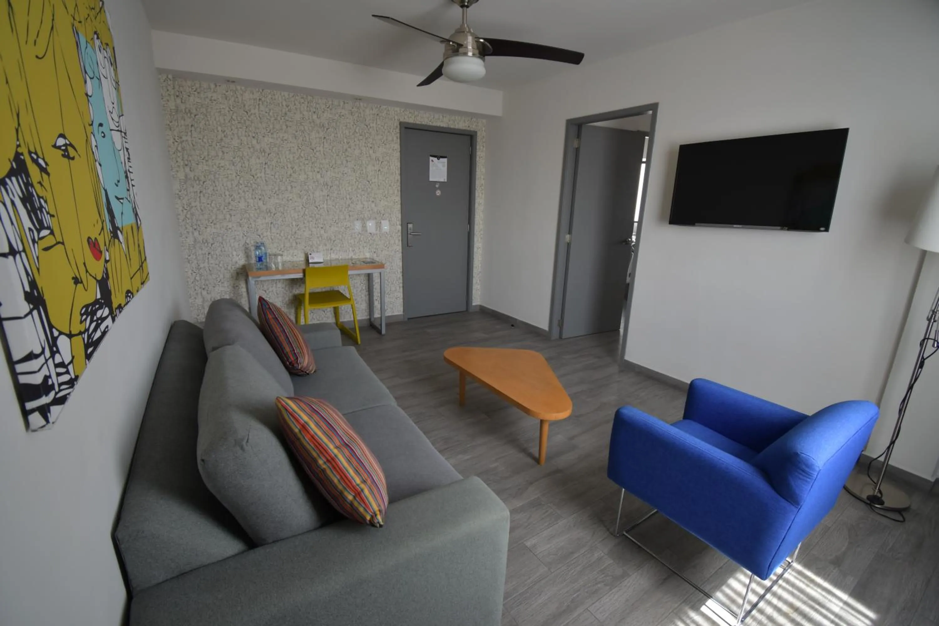 Seating area in Hotel Perla Central