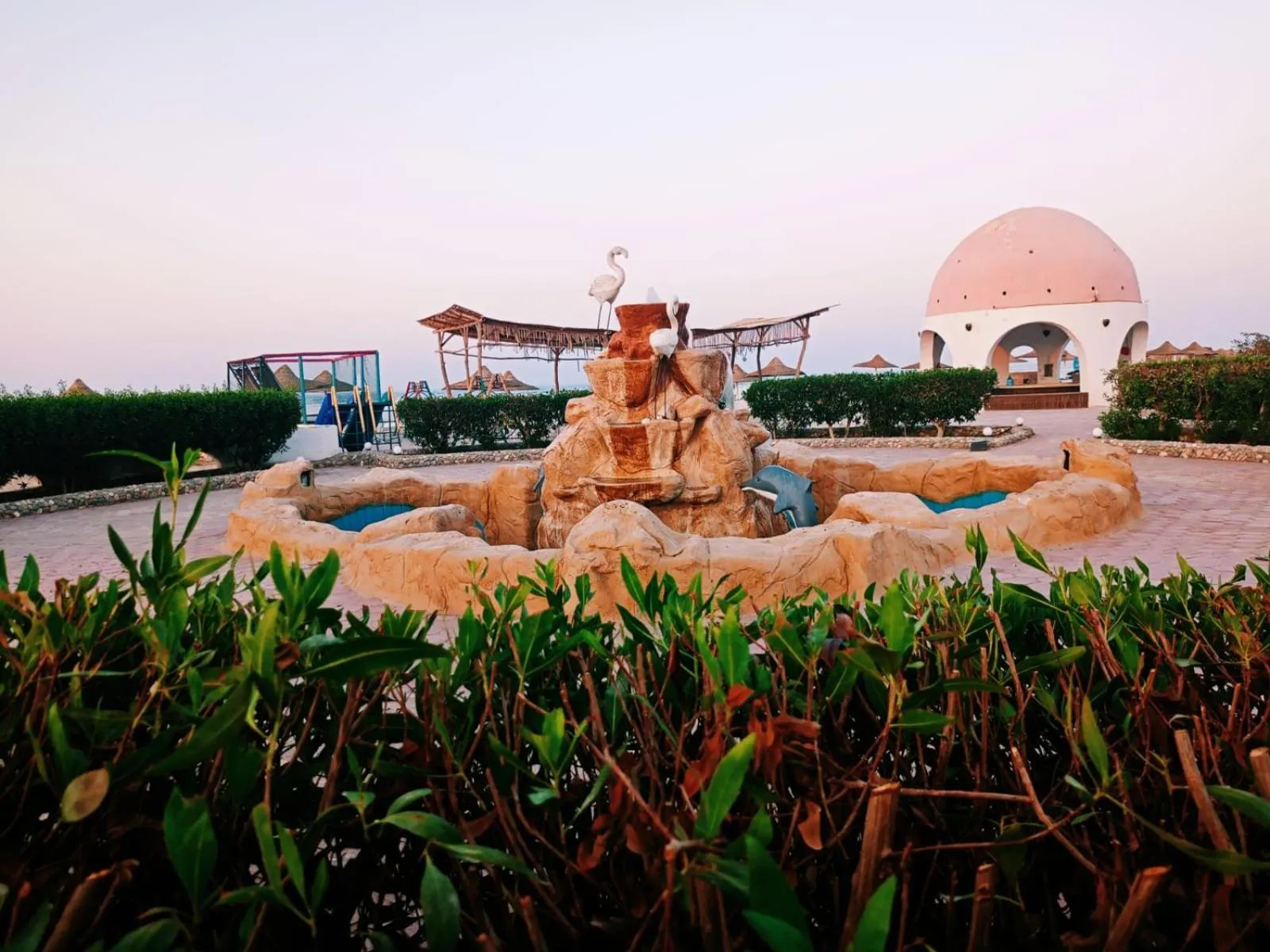 Garden in Dolphin Continental Hotel