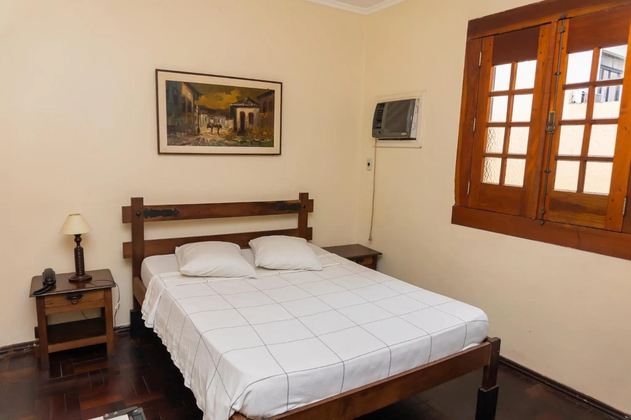 Bed in Hotel Colonial