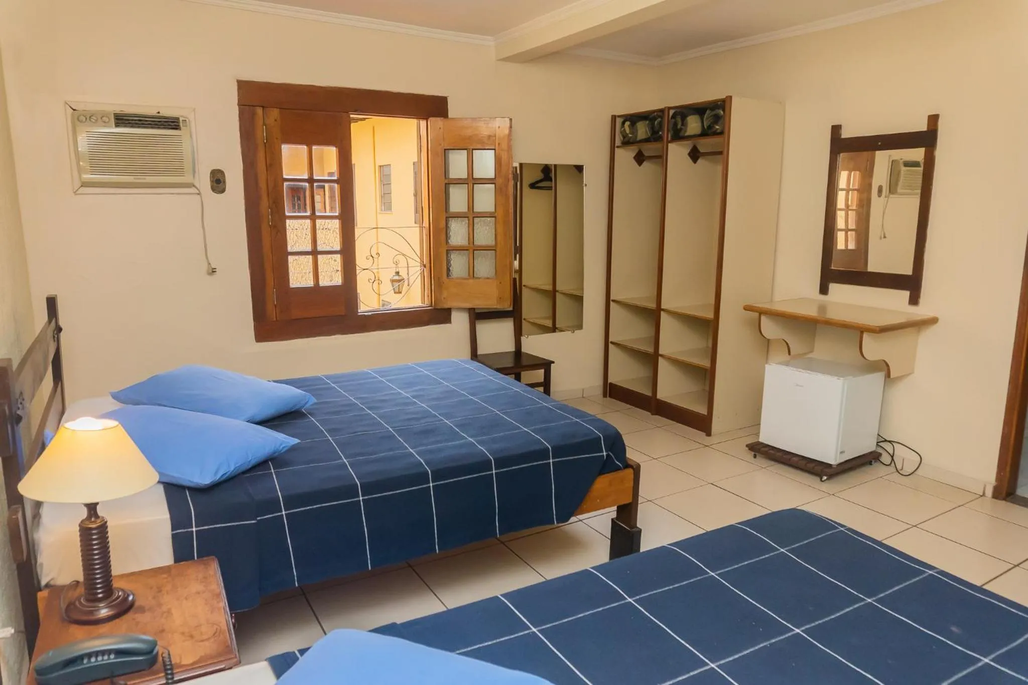 Bed in Hotel Colonial