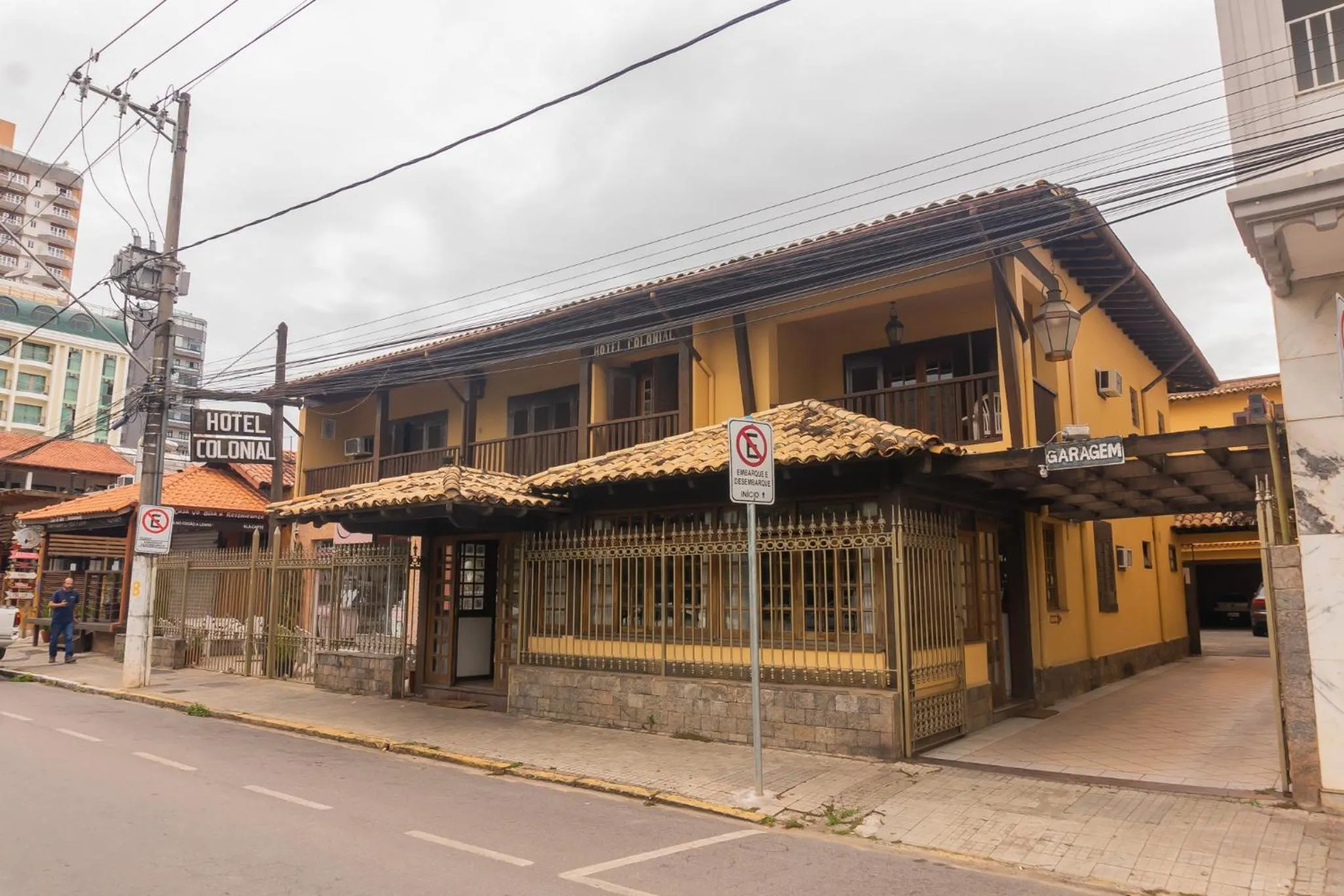 Hotel Colonial
