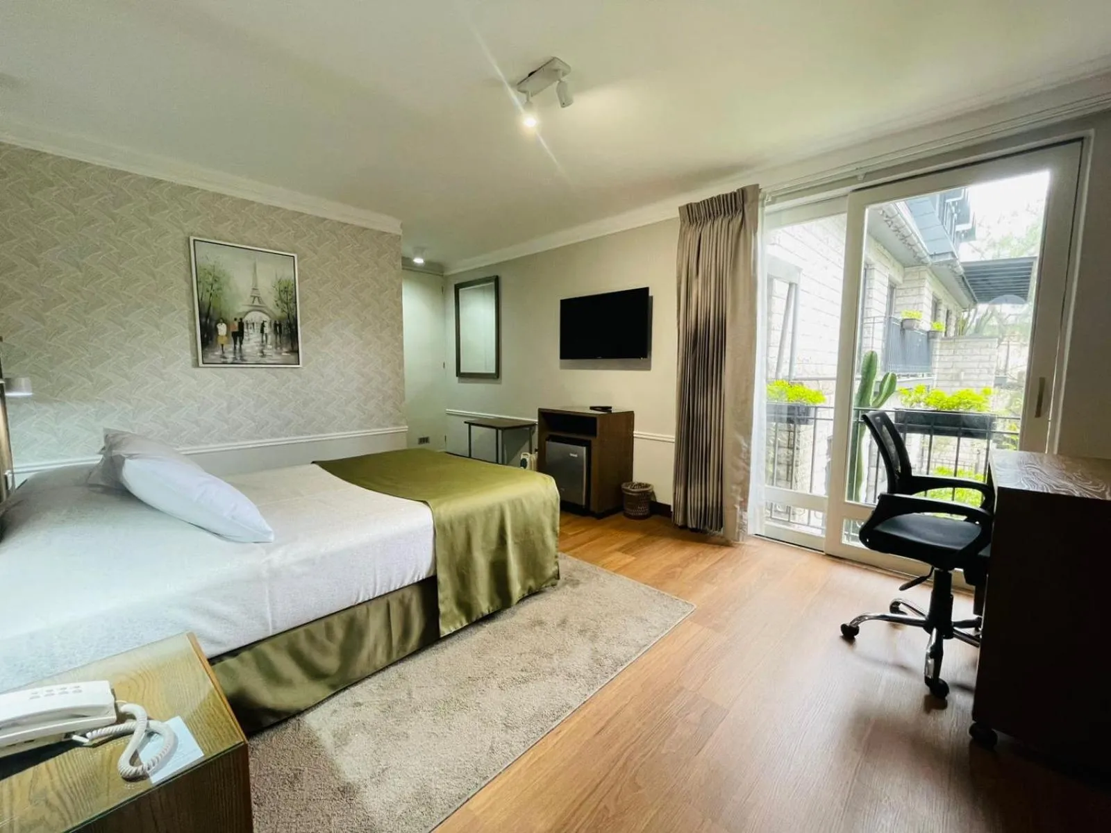 TV and multimedia, Bed in Hotel Casagrande