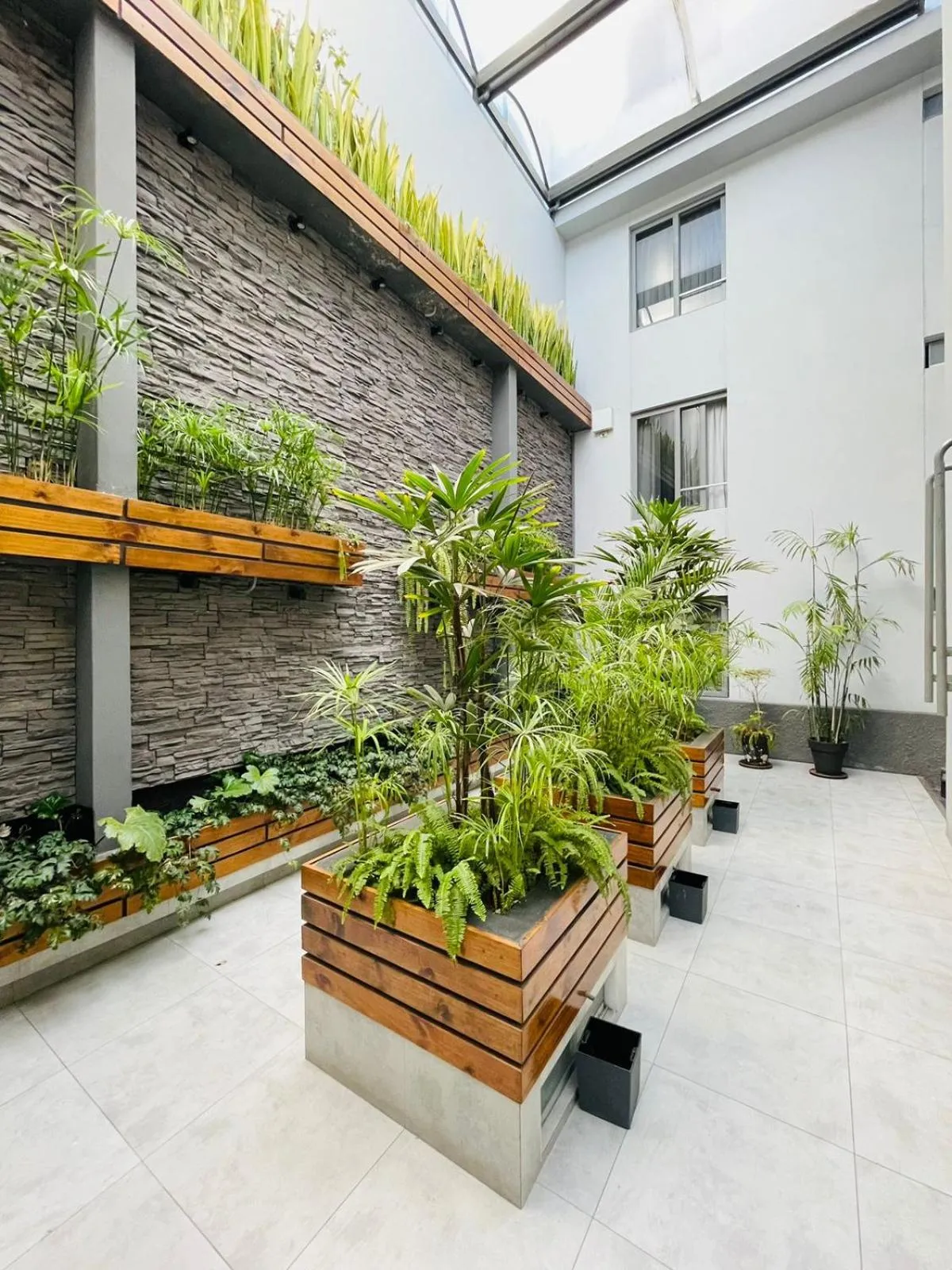Inner courtyard view in Hotel Casagrande