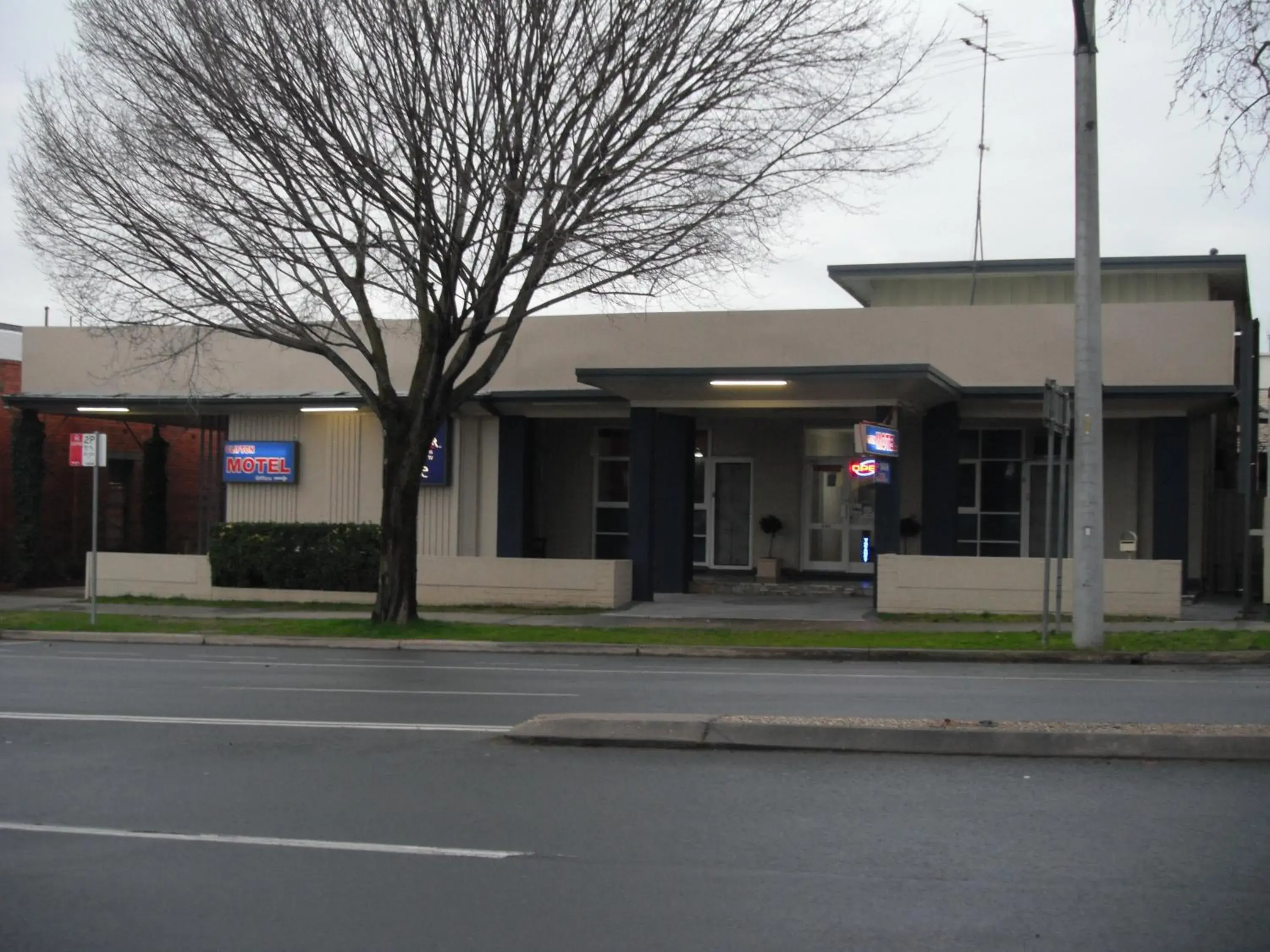 Property building in Clifton Motel Property building in Clifton Motel