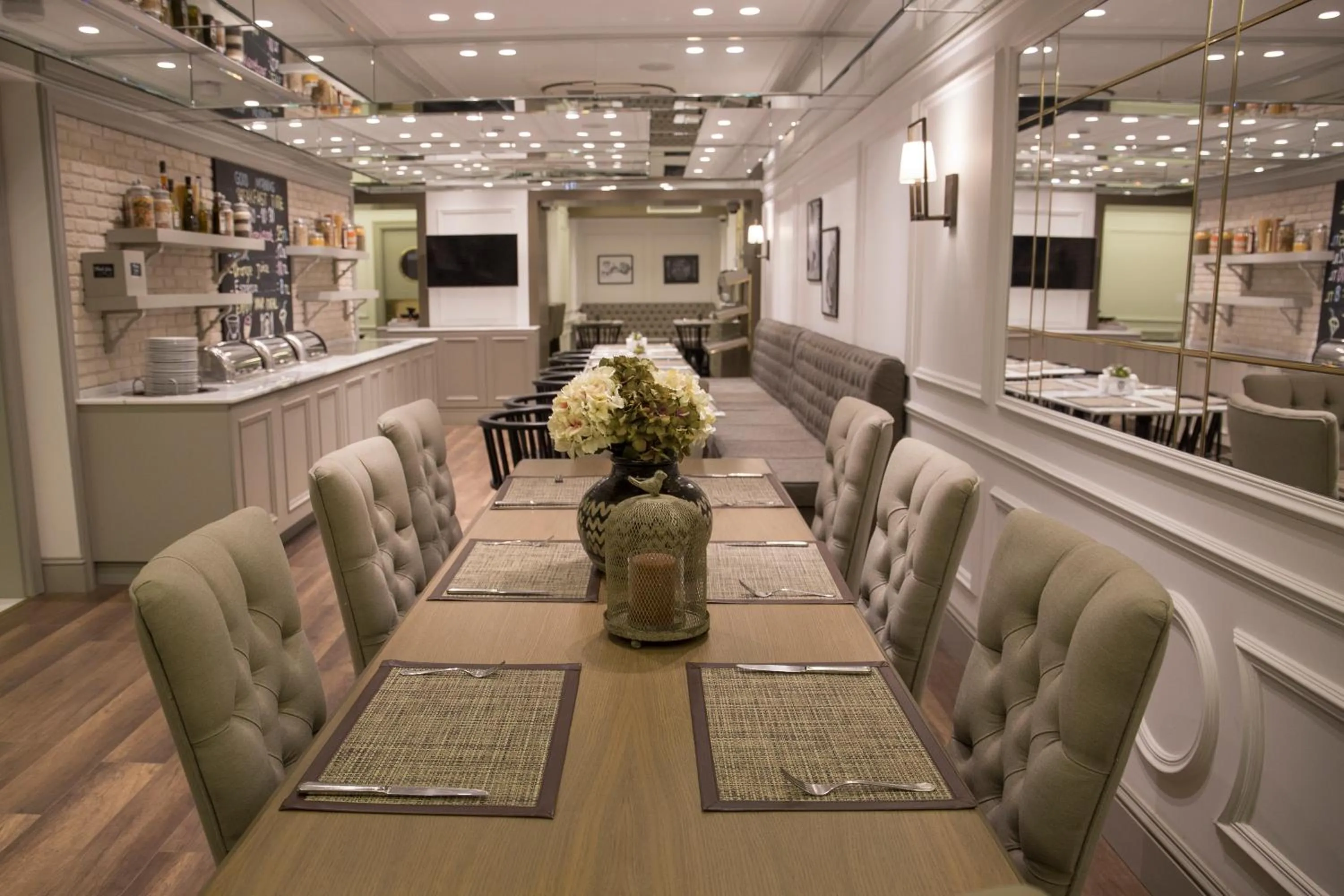 Continental breakfast in Mina Hotel - Special Category