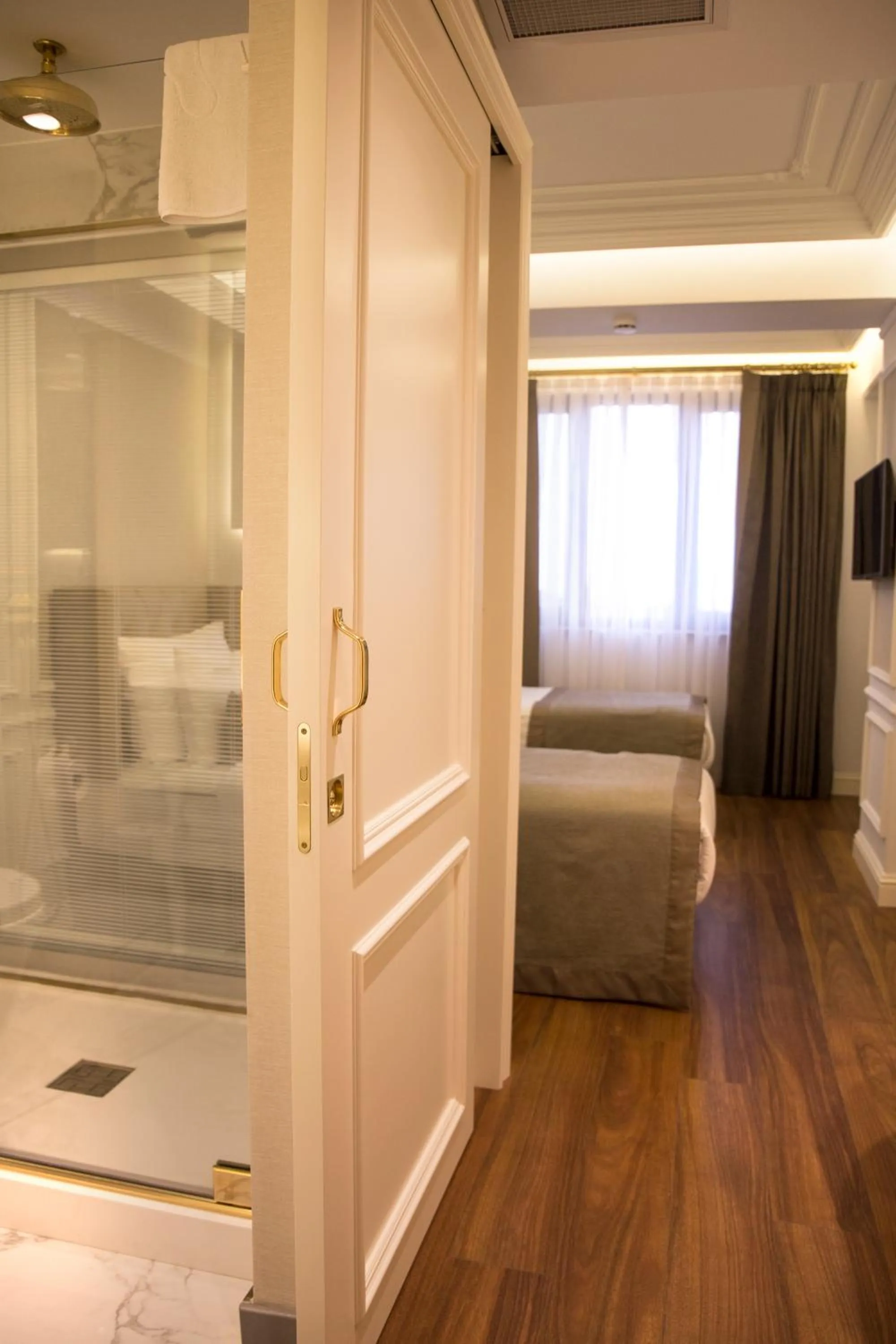 Other, Bed in Mina Hotel - Special Category