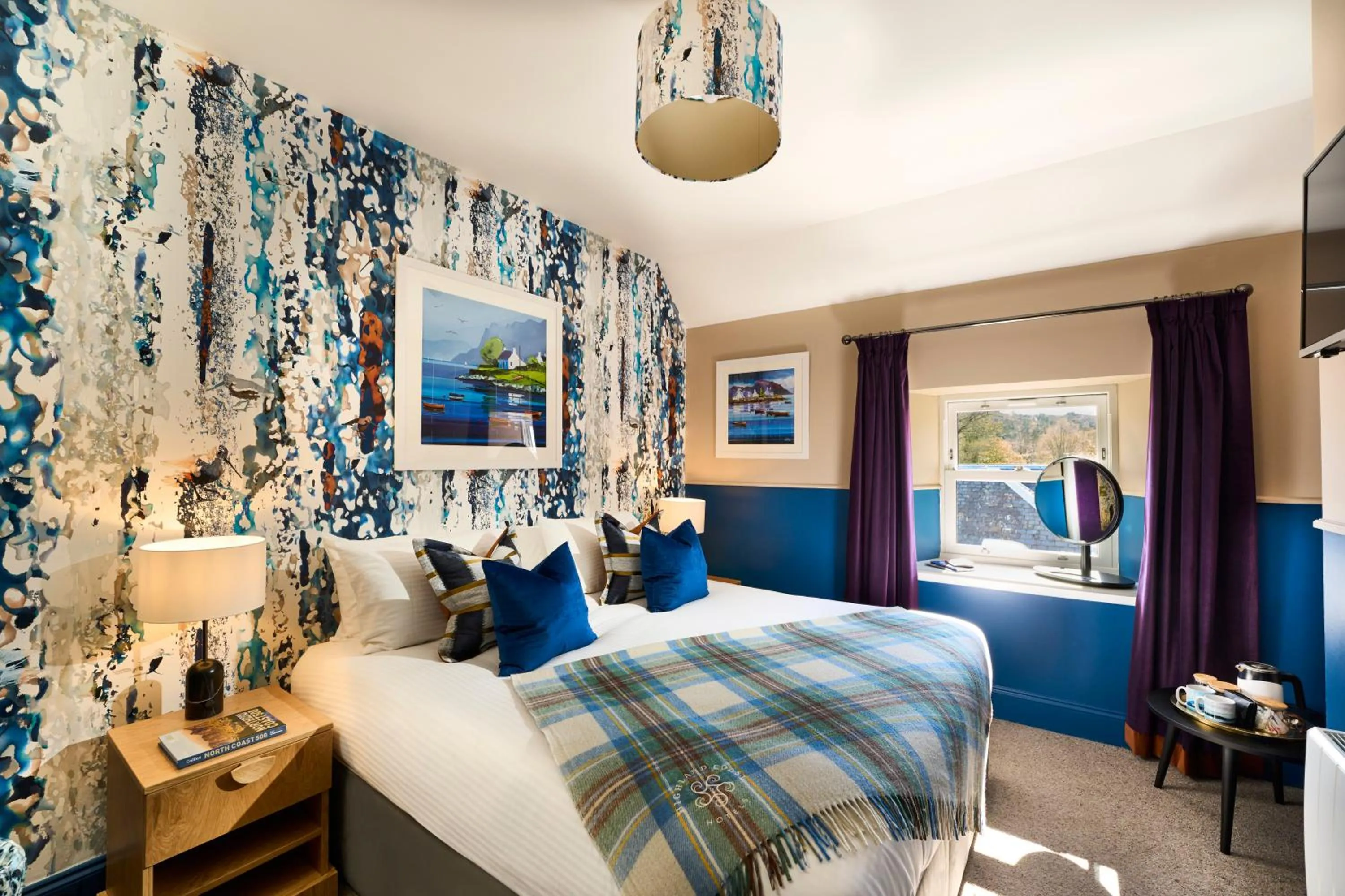 Bedroom, Bed in Plockton Inn