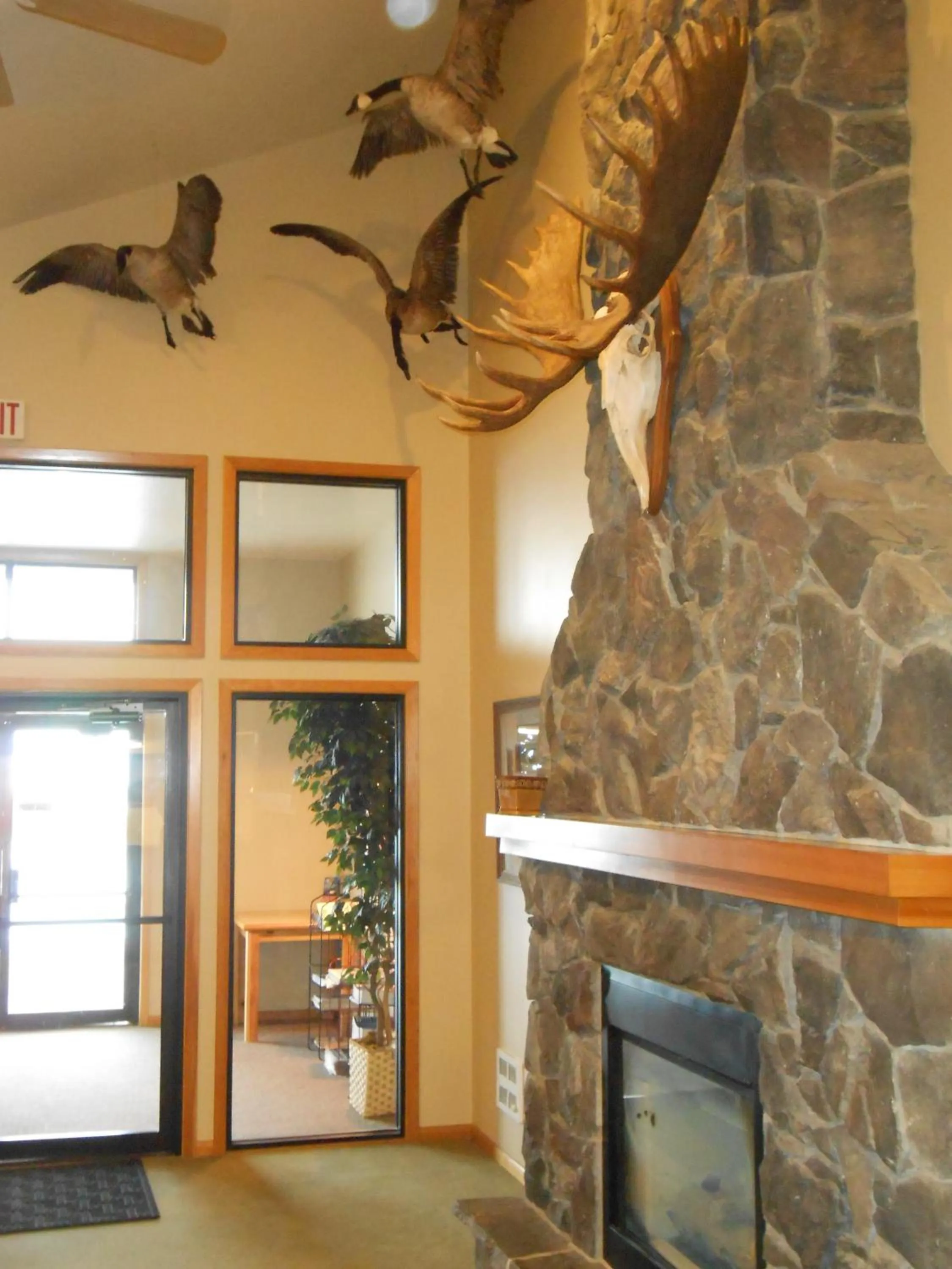 Decorative detail in Ninepipes Lodge