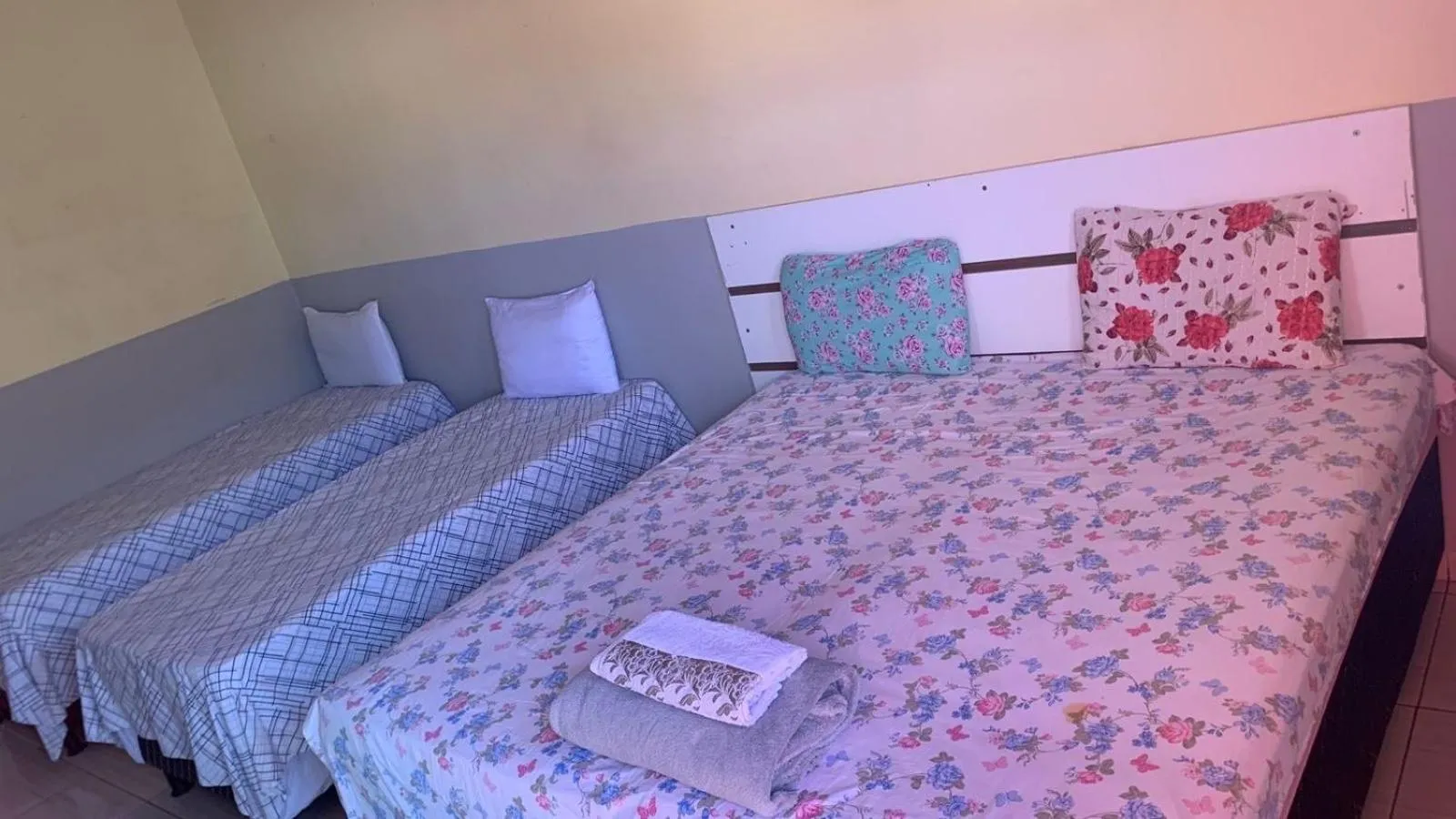 Bed in JR POUSADA