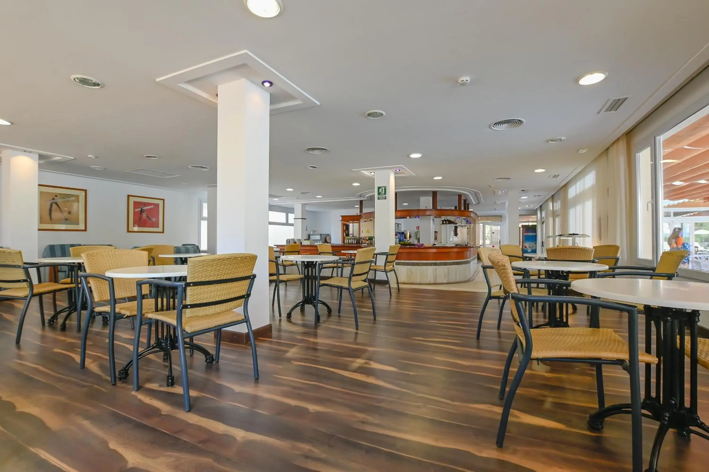 Lounge or bar in O7 Club Cala Ratjada Lounge or bar in O7 Club Cala Ratjada