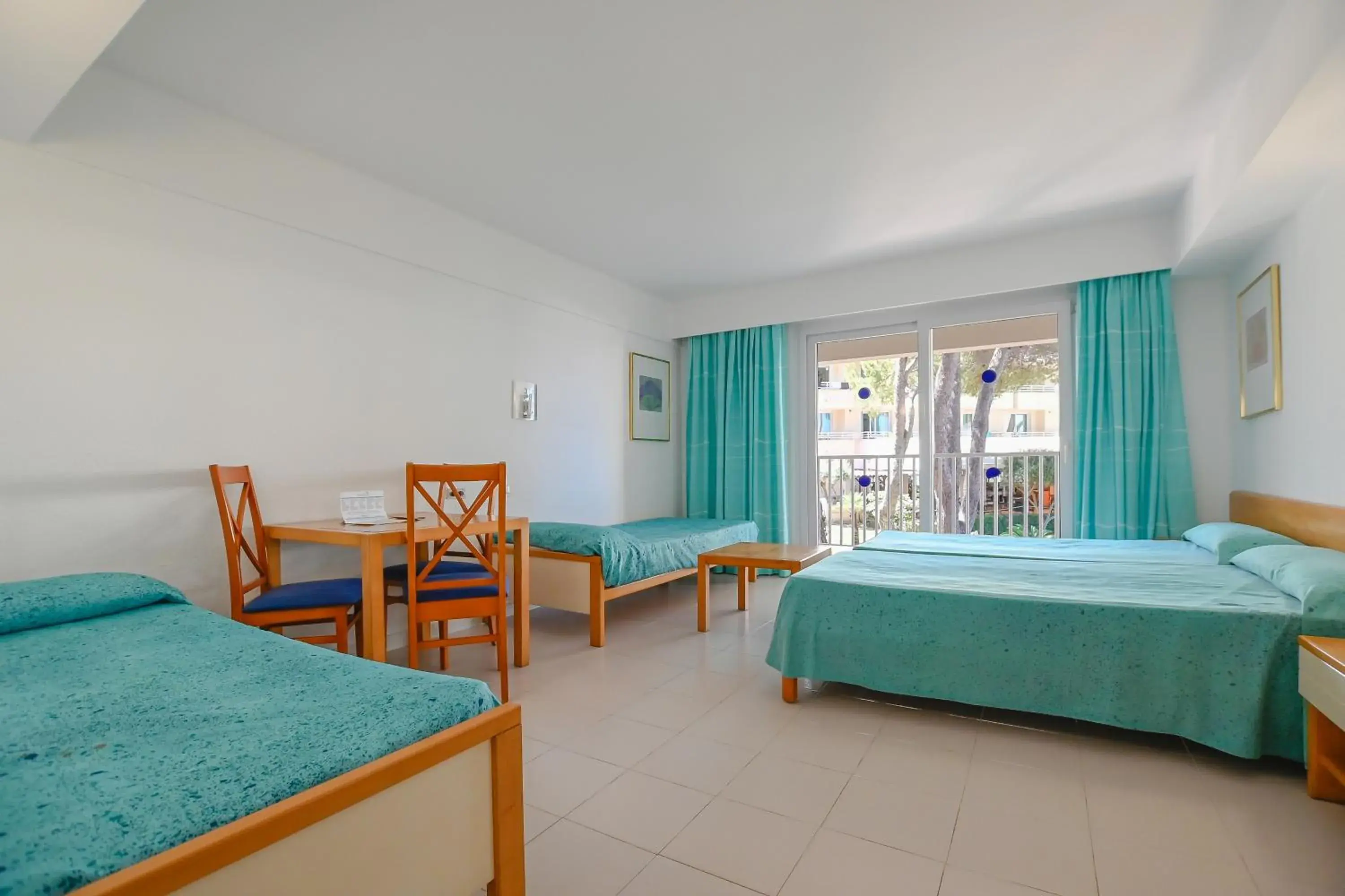 Photo of the whole room, Bed in O7 Club Cala Ratjada Photo of the whole room, Bed in O7 Club Cala Ratjada