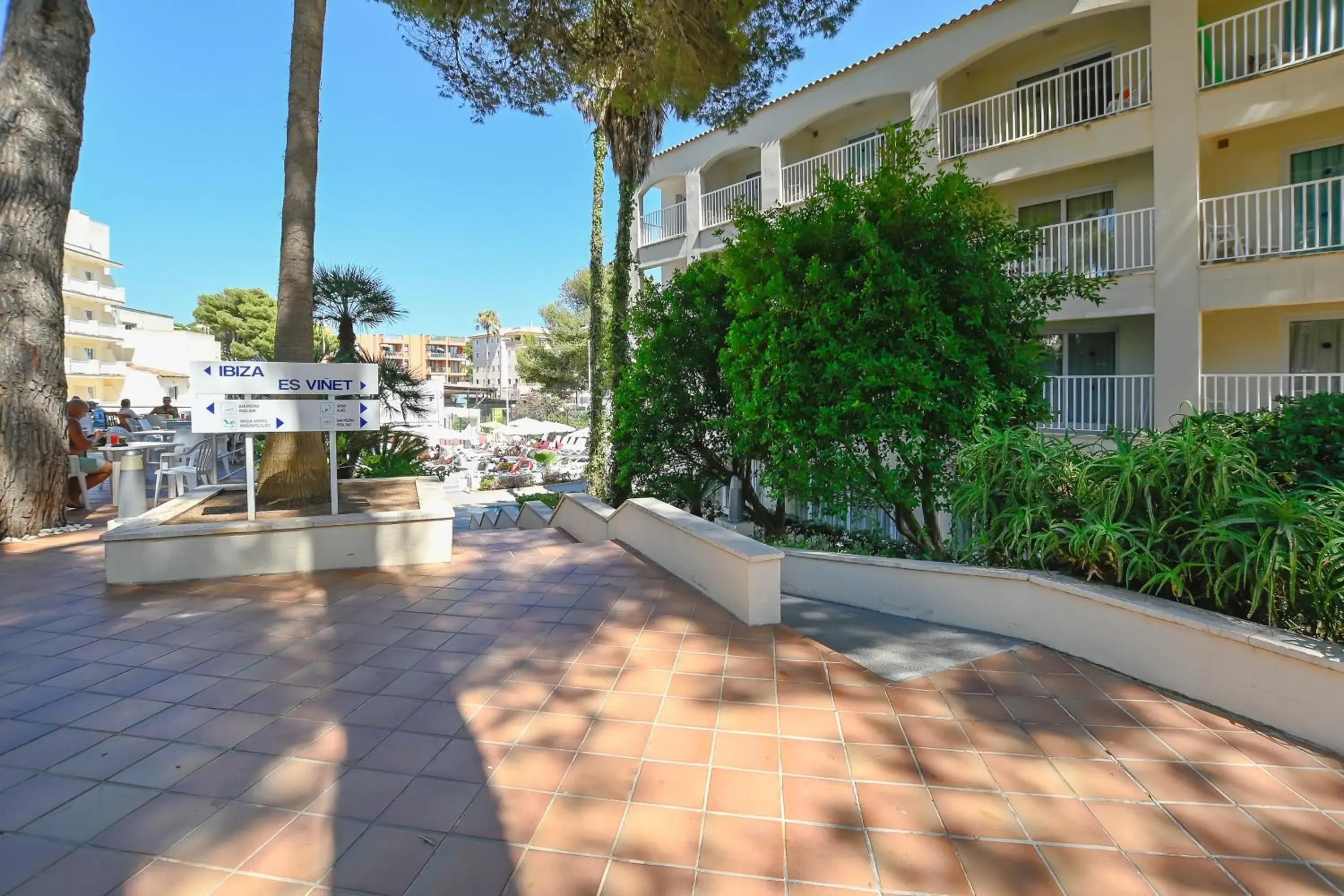 Property building in O7 Club Cala Ratjada Property building in O7 Club Cala Ratjada