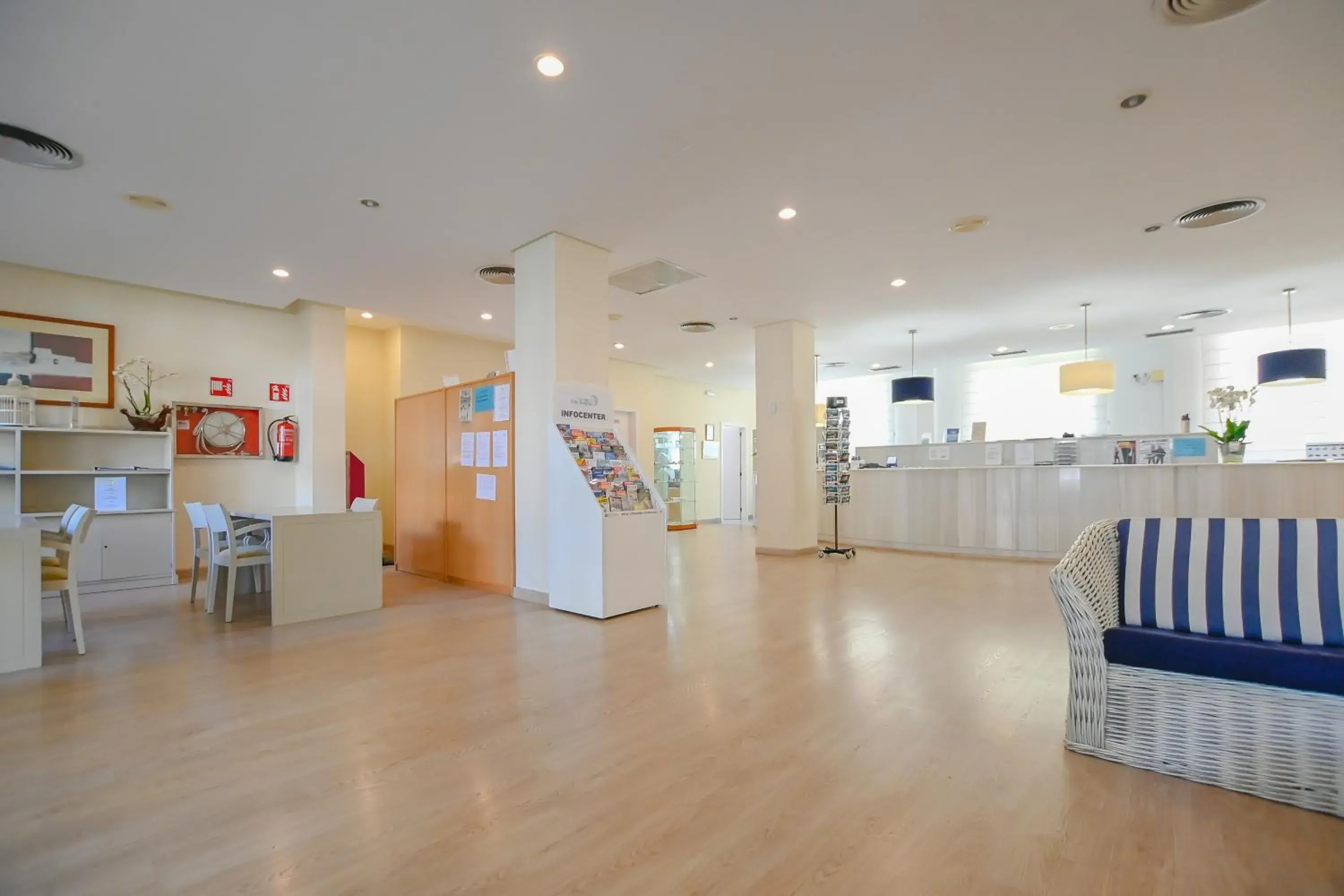 Lobby or reception in O7 Club Cala Ratjada Lobby or reception in O7 Club Cala Ratjada