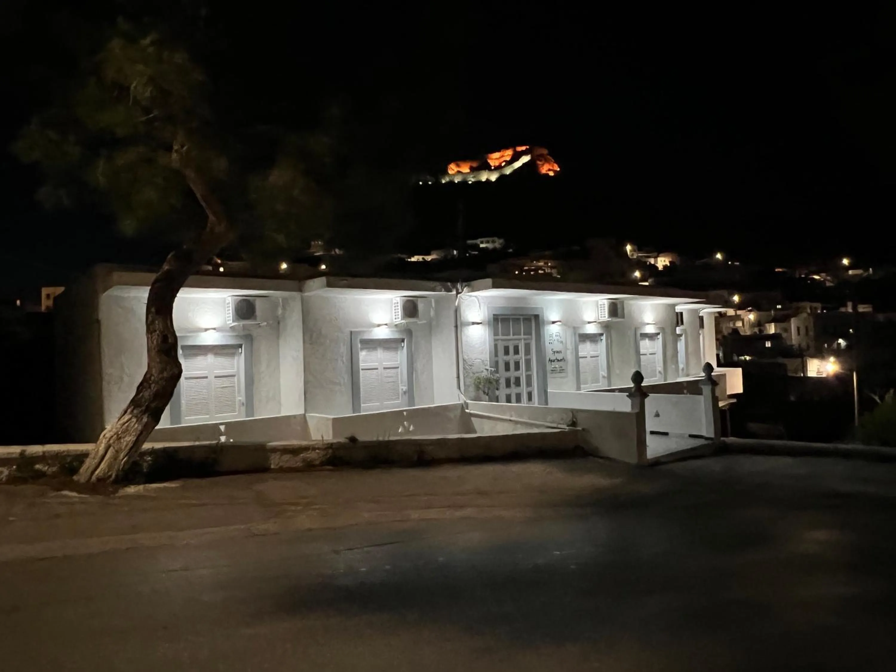 Spanos Apartments - Panteli