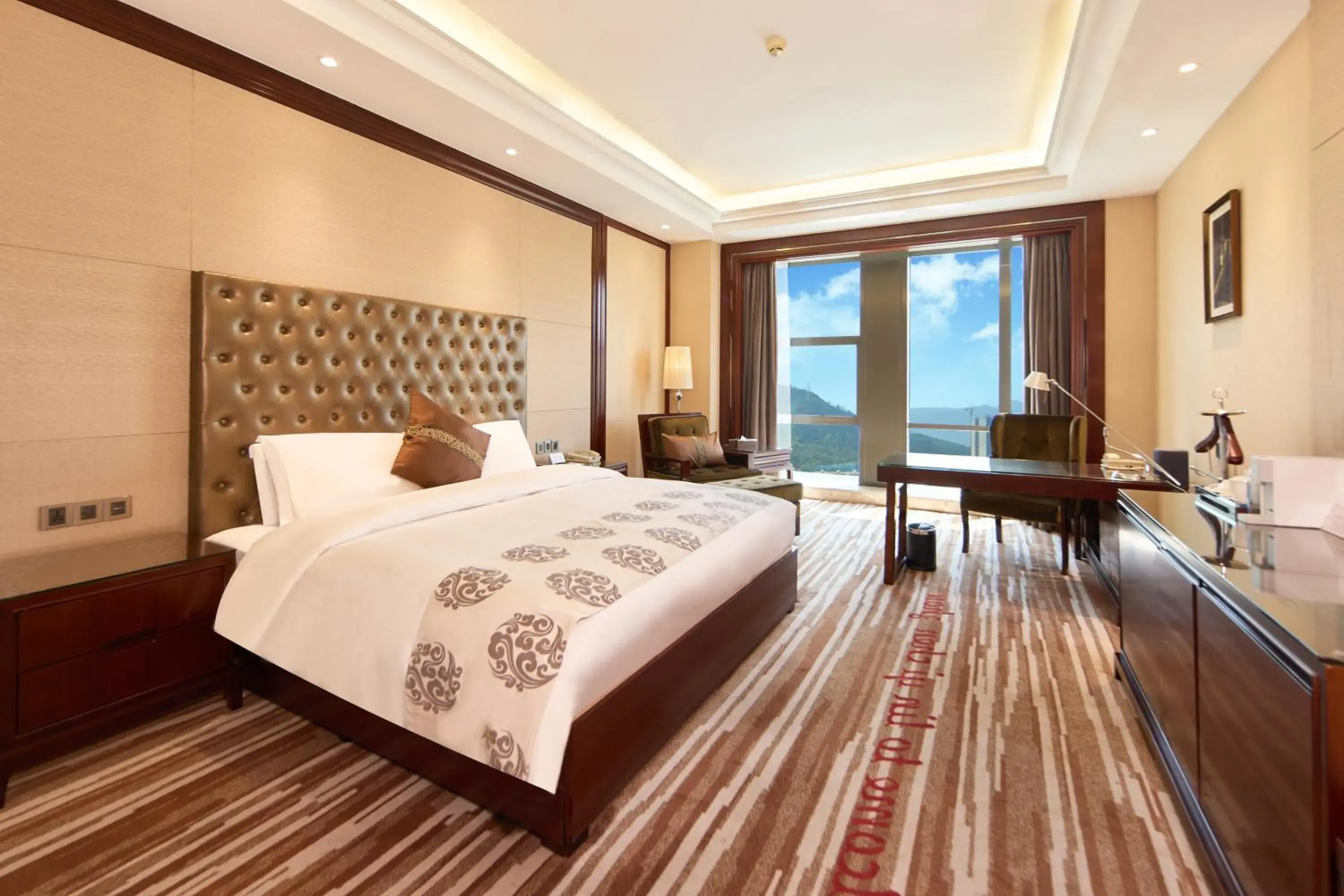 Deluxe Room - single occupancy in Wyndham Grand Plaza Royale Chenzhou Deluxe Room - single occupancy in Wyndham Grand Plaza Royale Chenzhou