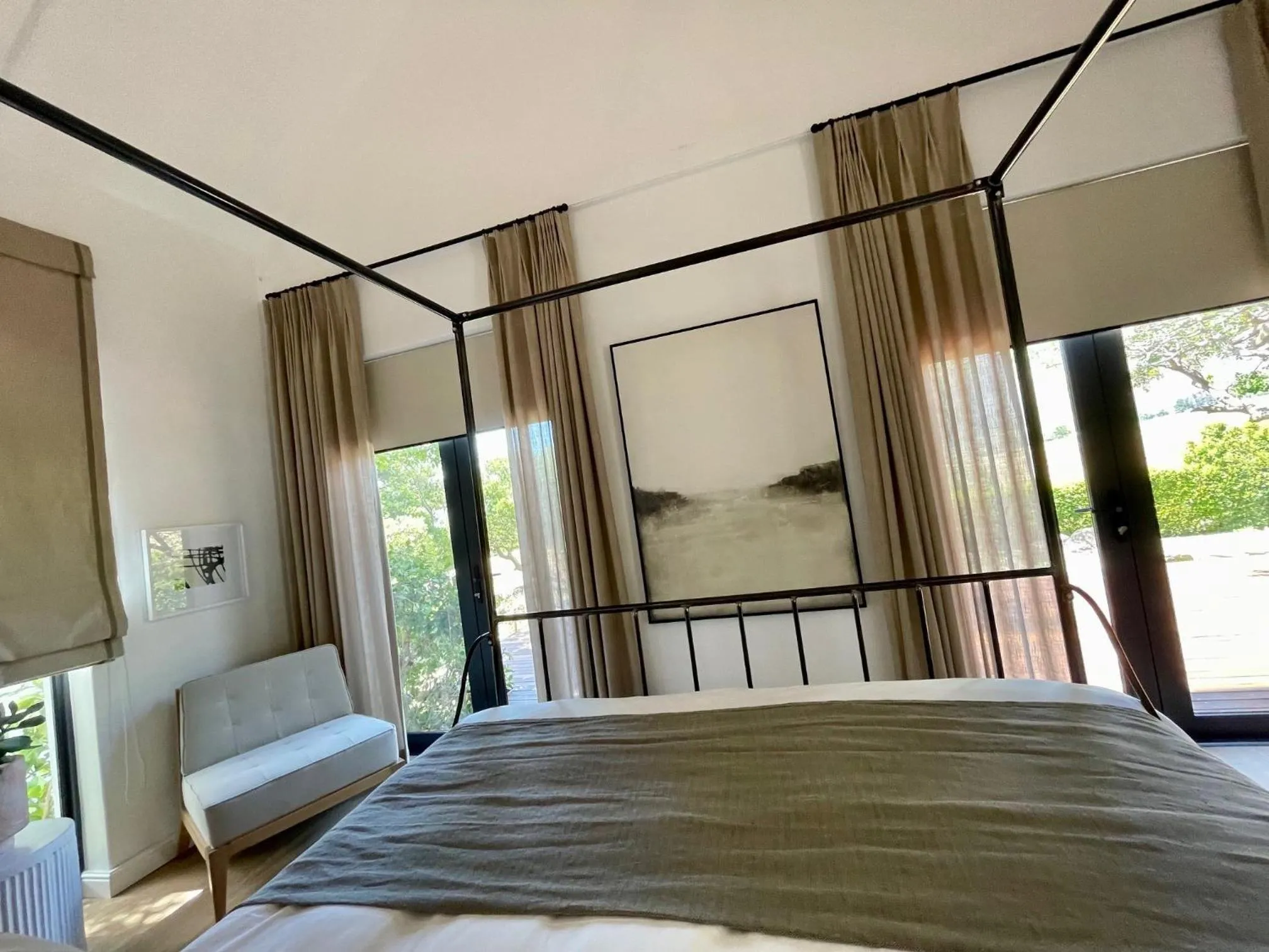 Bed in Mountain Cottages at Haskell Vineyard