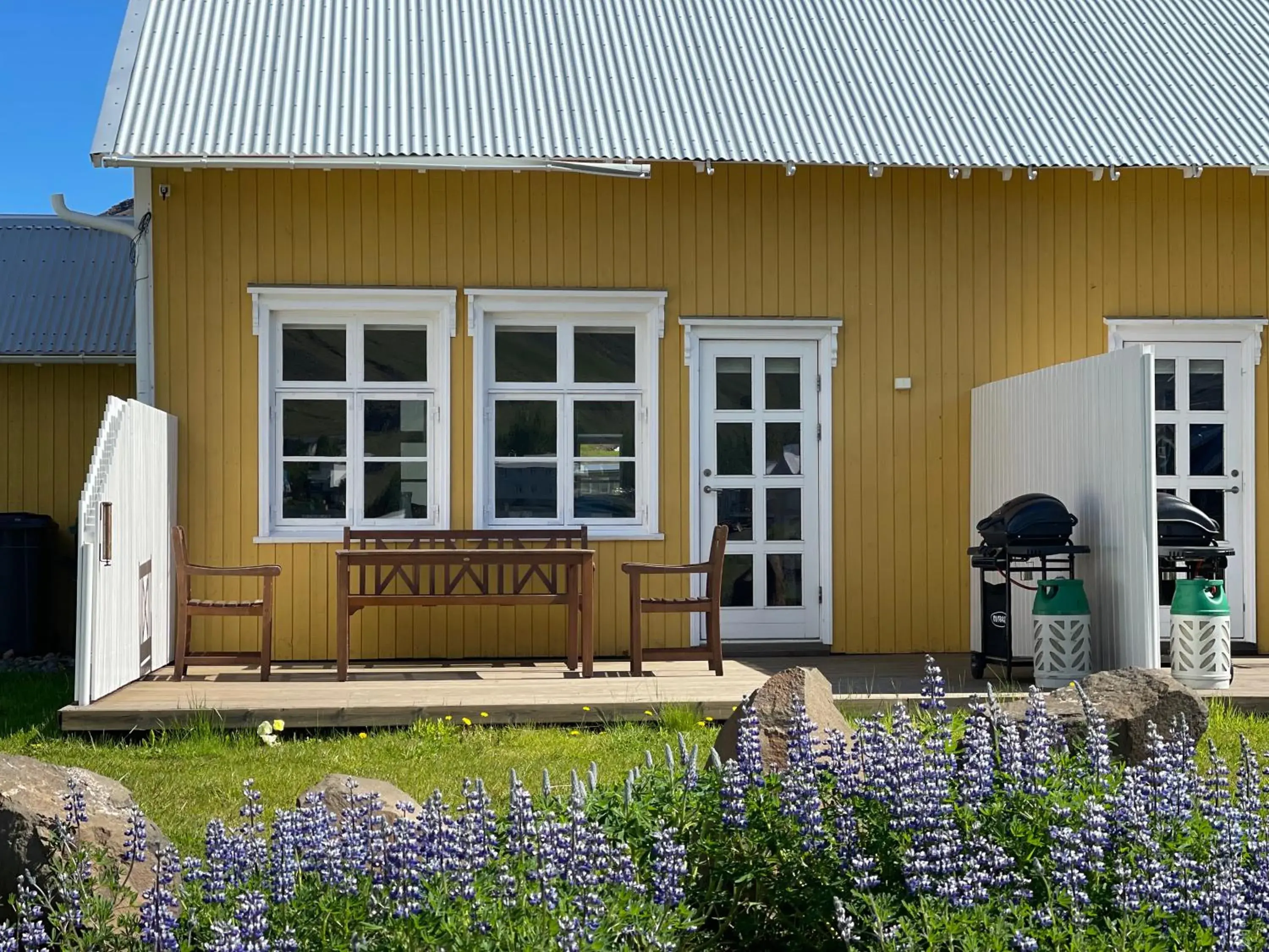 Three-Bedroom Apartment with Sea View in Lónsleira Apartments Three-Bedroom Apartment with Sea View in Lónsleira Apartments