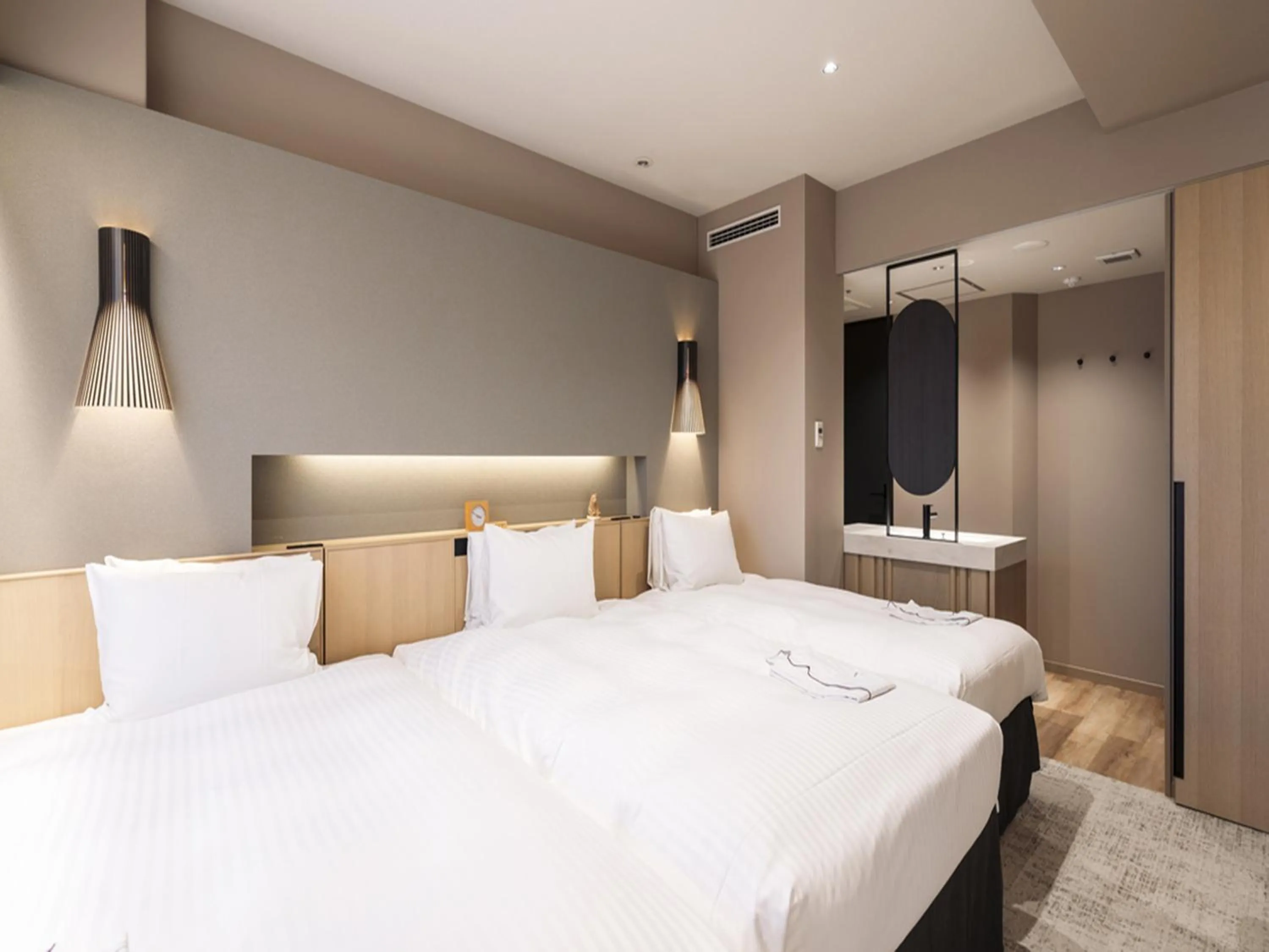 hair dresser, Bed in Richmond Hotel Obihiro Ekimae