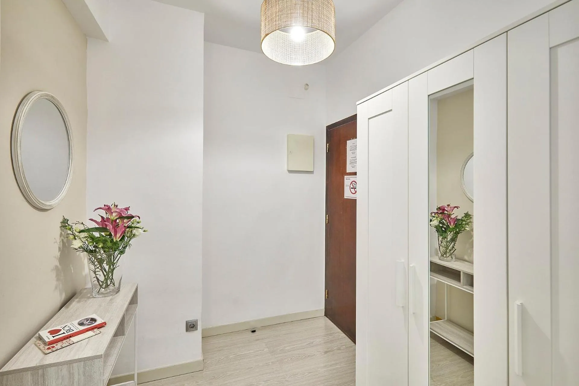 BBarcelona Modern Eixample Flat