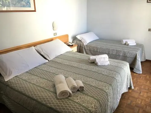 Hotel Consul