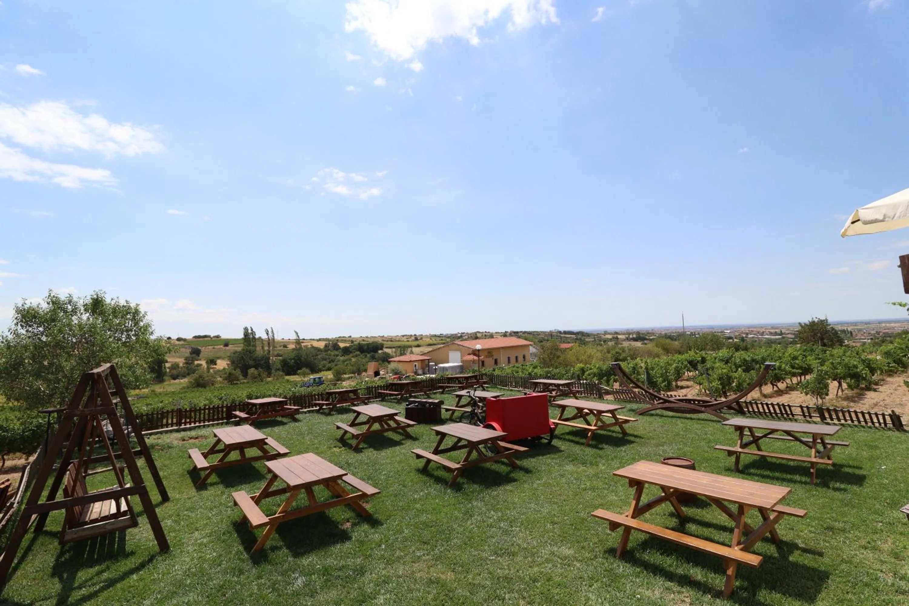 Garden in Dessera Vineyards Hotel