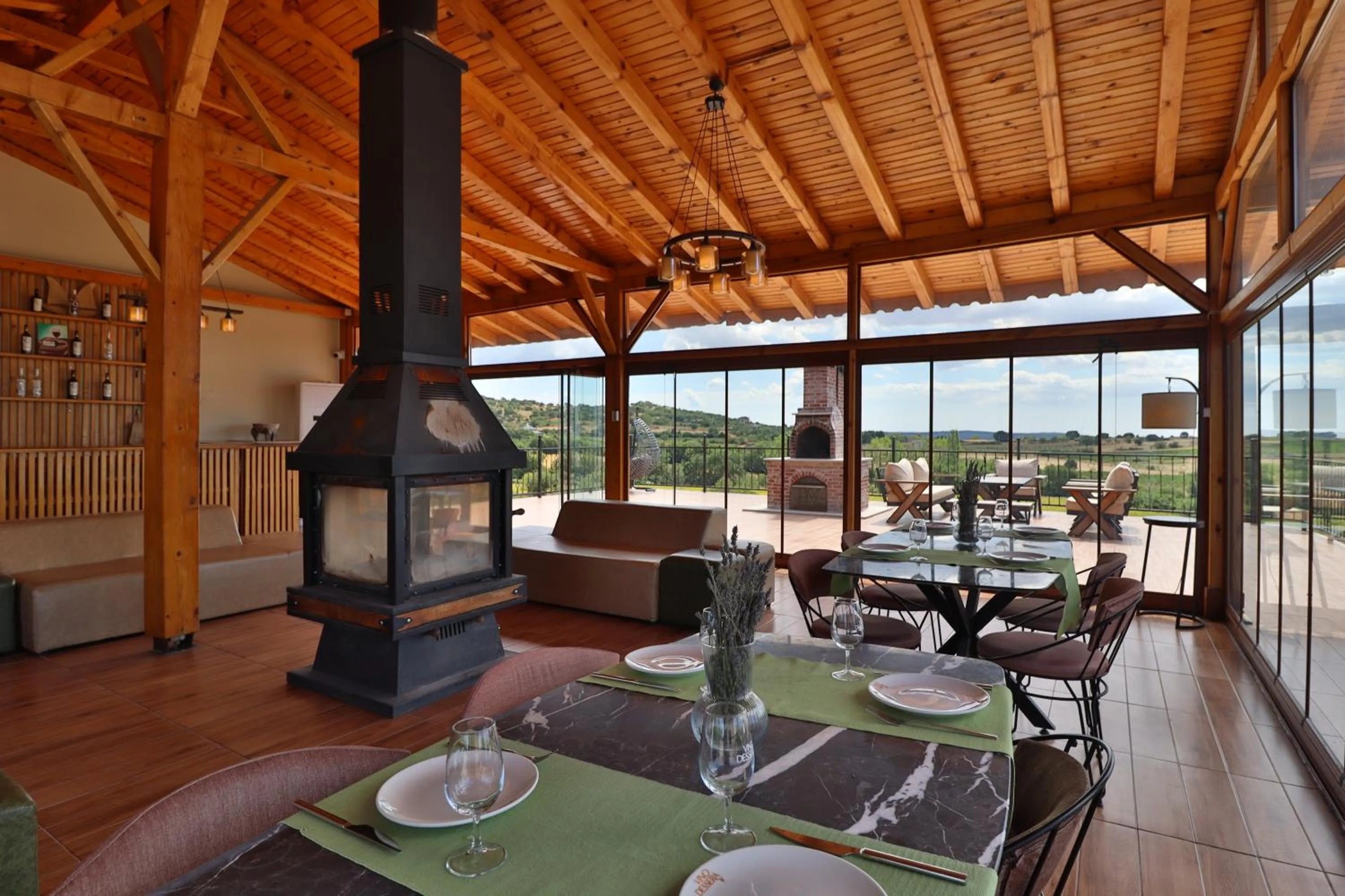 Restaurant/places to eat in Dessera Vineyards Hotel