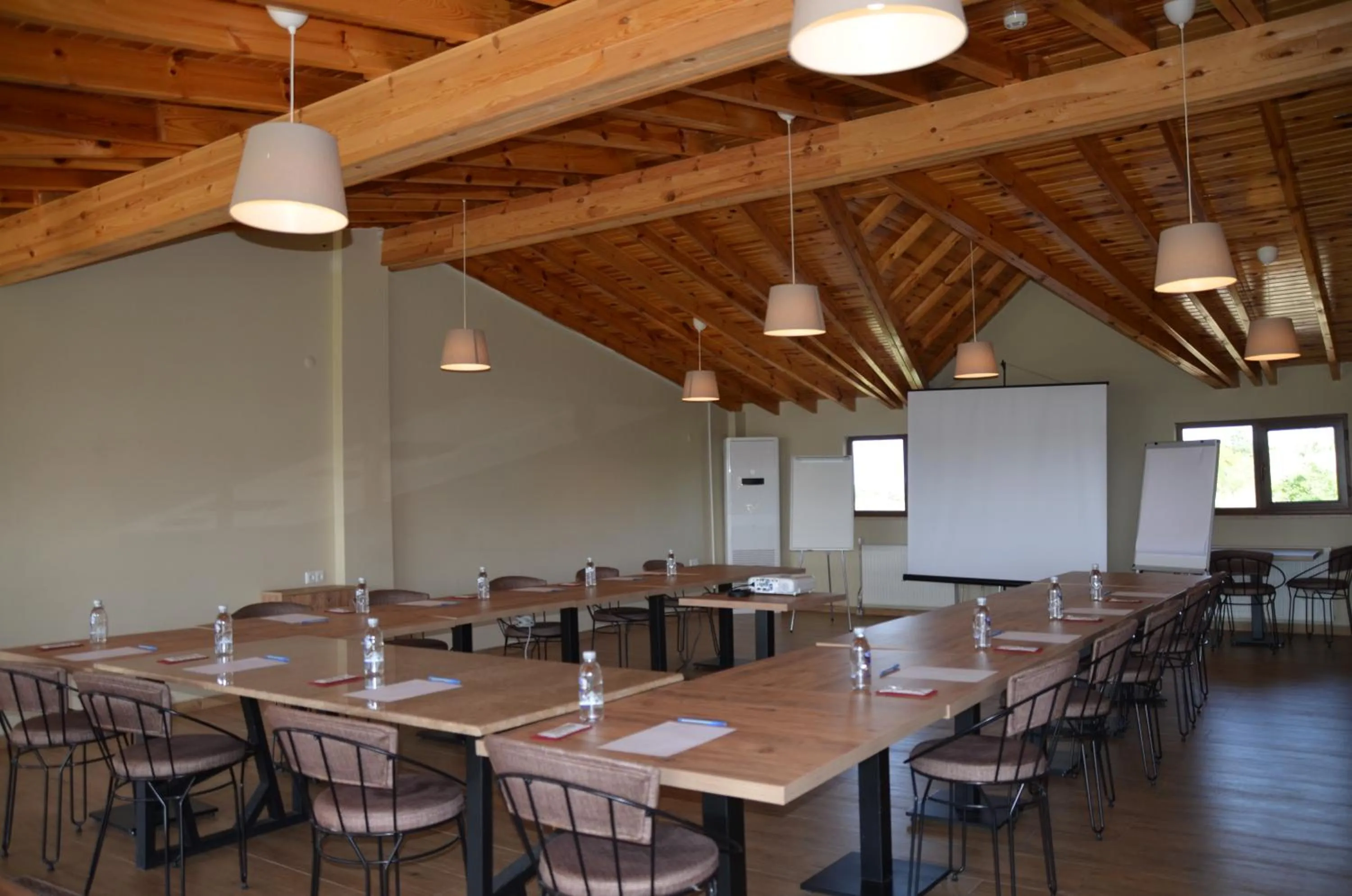 Meeting/conference room in Dessera Vineyards Hotel