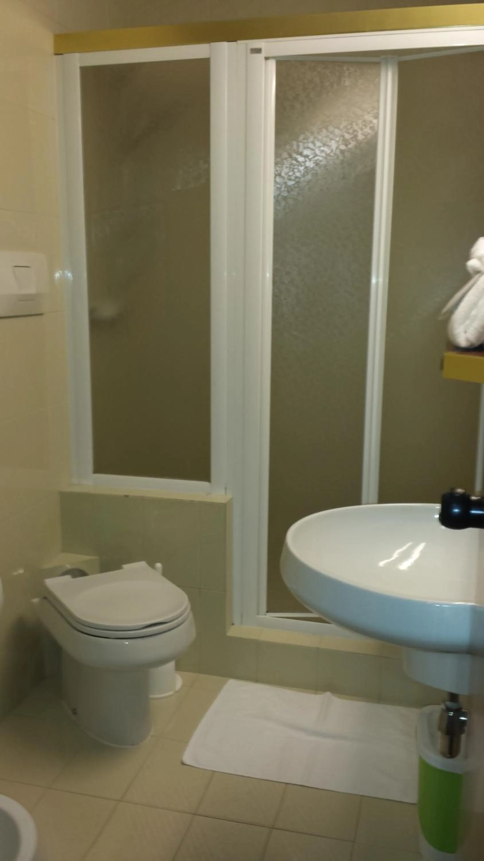 Bathroom in Hotel Elisabeth Due