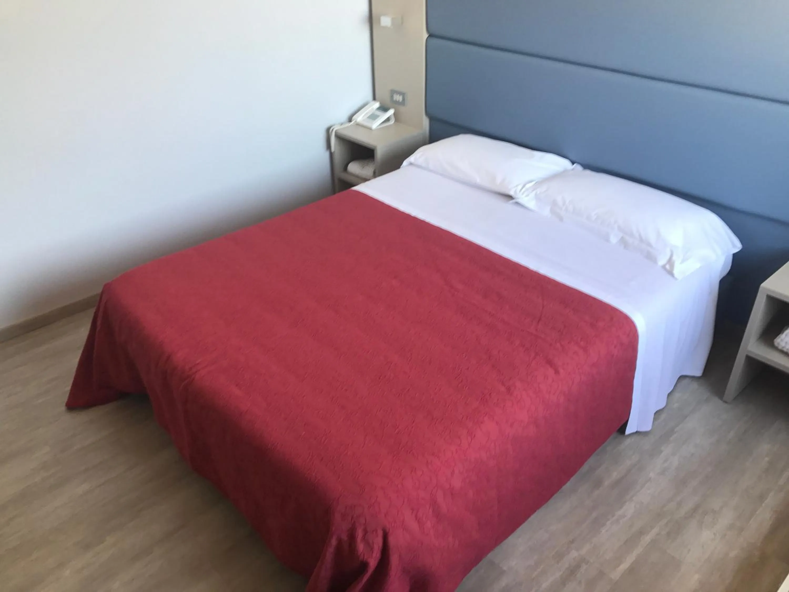 Bedroom, Bed in Hotel Elisabeth Due