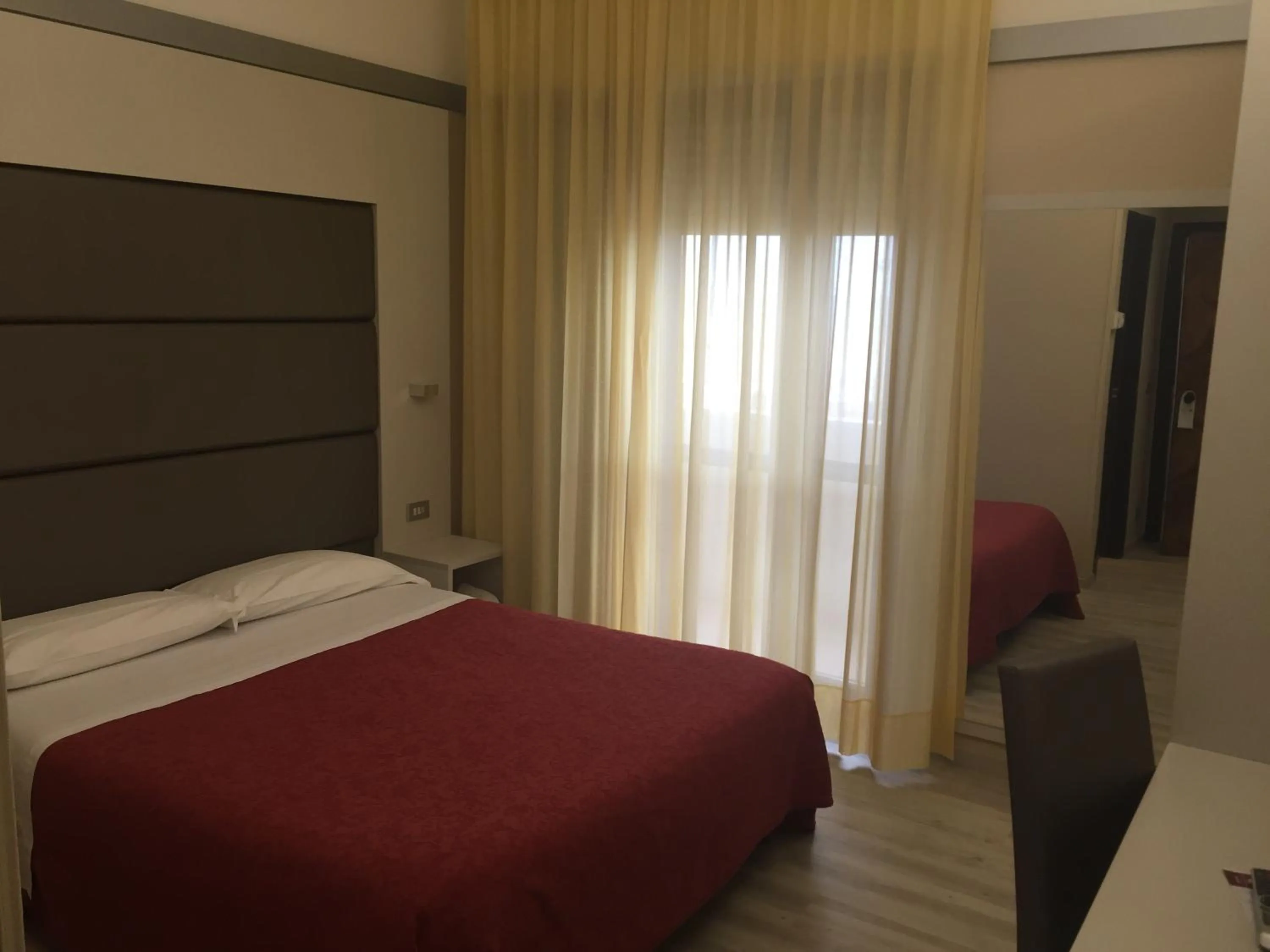 Day, Bed in Hotel Elisabeth Due