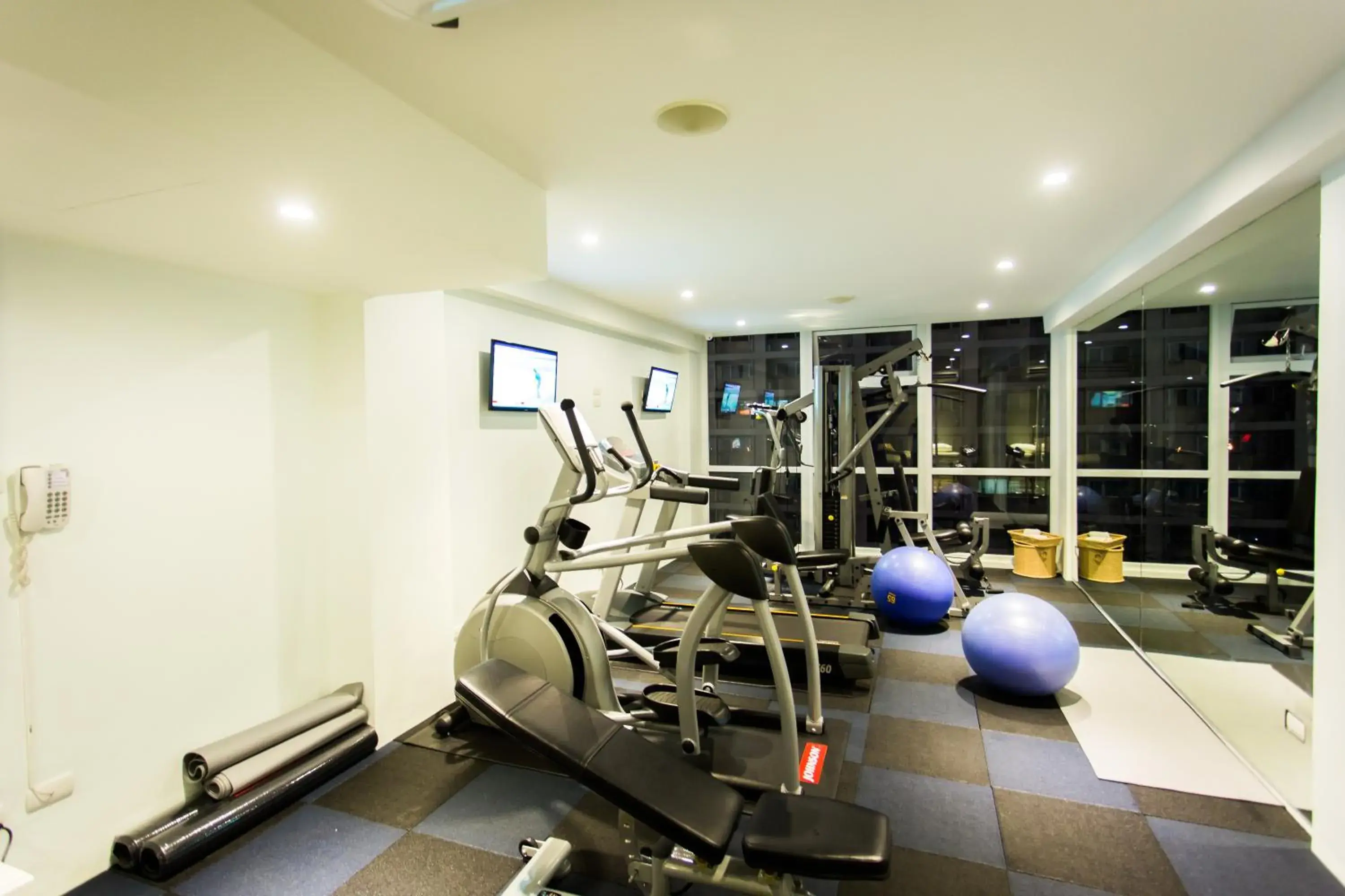 Fitness centre/facilities in Hotel Icon Bangkok Sukhumvit 2 Fitness centre/facilities in Hotel Icon Bangkok Sukhumvit 2