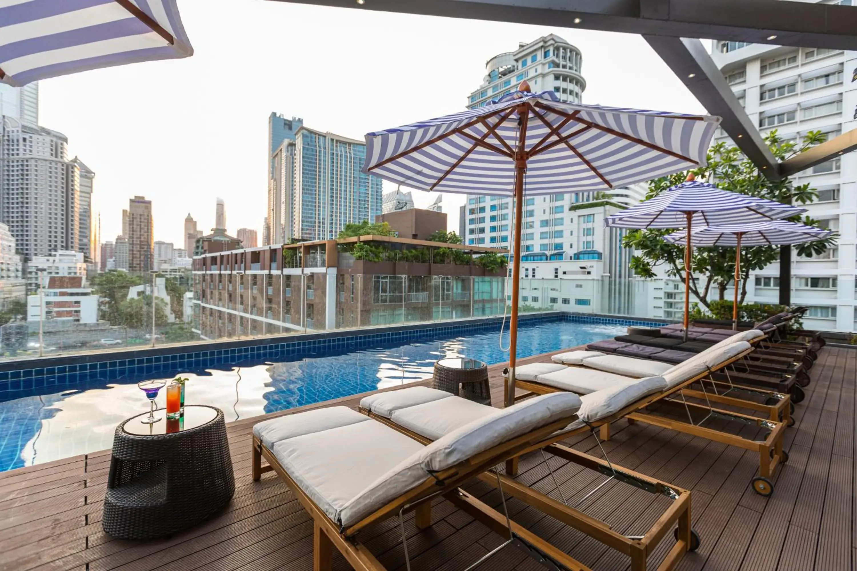 Swimming pool in Hotel Icon Bangkok Sukhumvit 2 Swimming pool in Hotel Icon Bangkok Sukhumvit 2