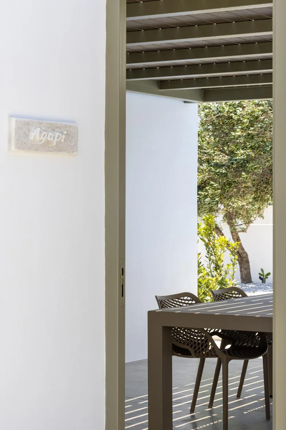 Day in White Holidays Project