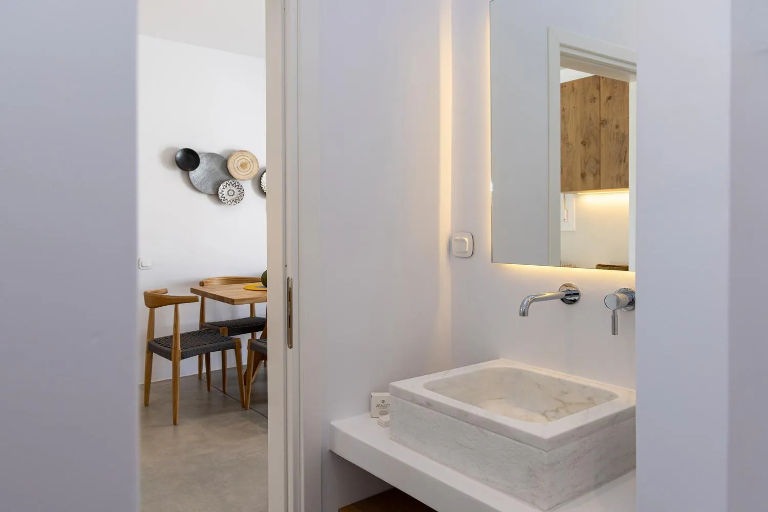 Bathroom in White Holidays Project