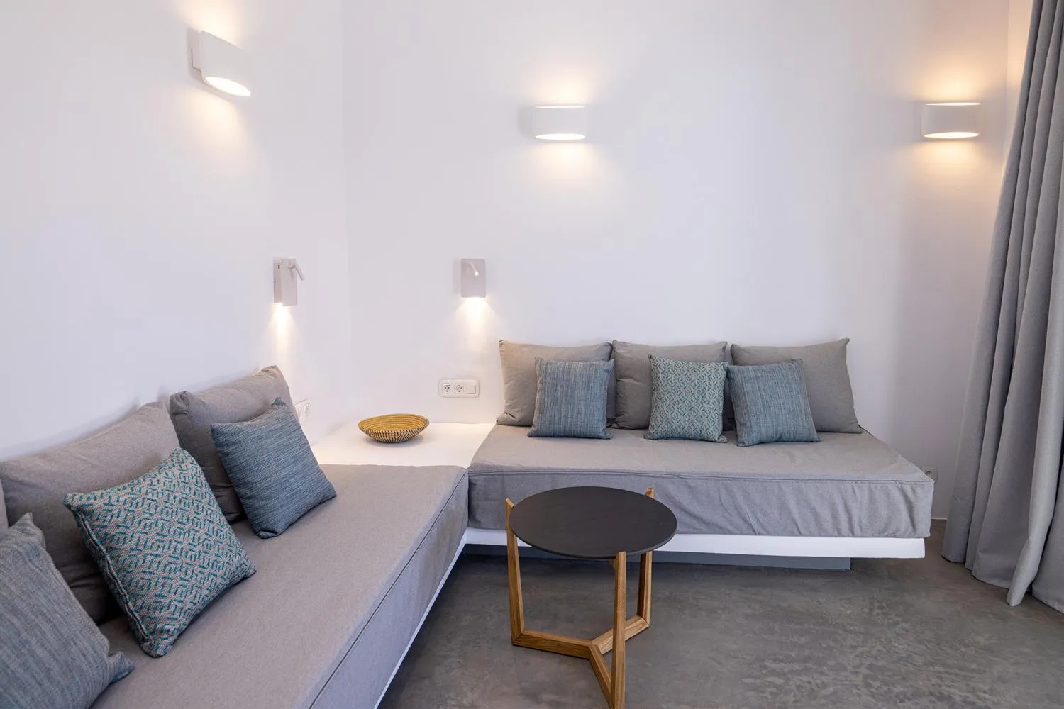 Living room in White Holidays Project