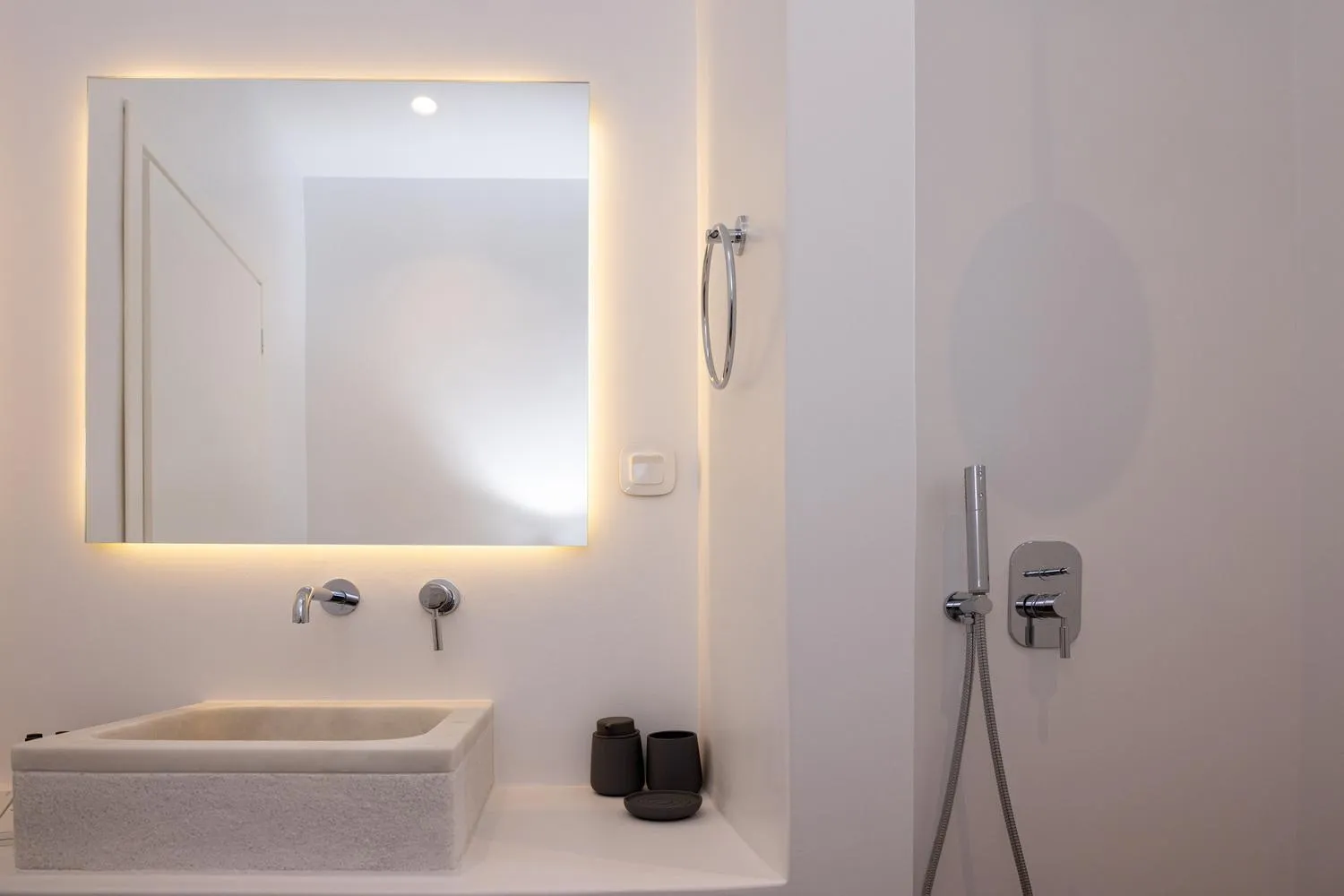 Bathroom in White Holidays Project
