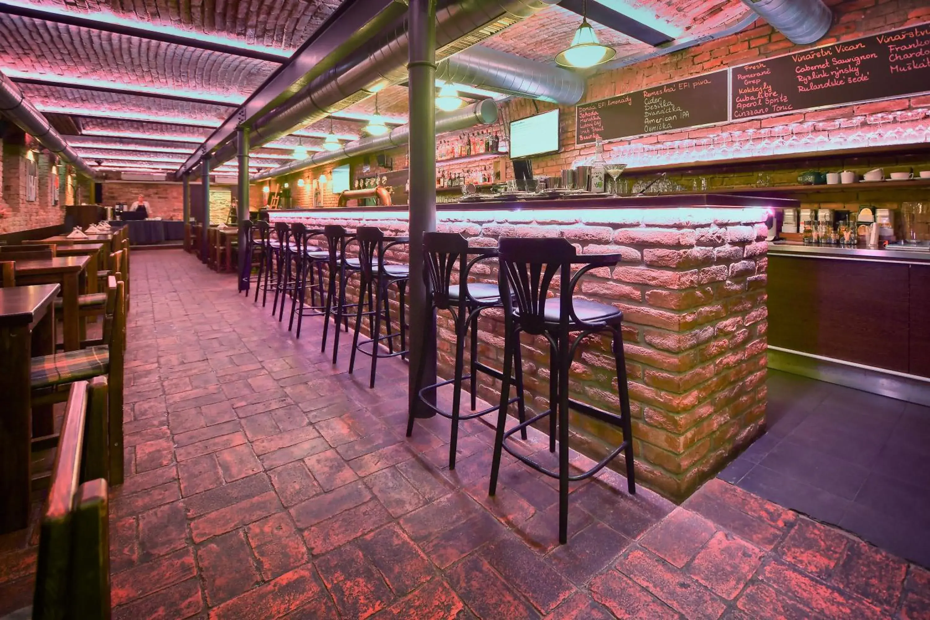 Restaurant/places to eat in eFi Palace Hotel Restaurant/places to eat in eFi Palace Hotel