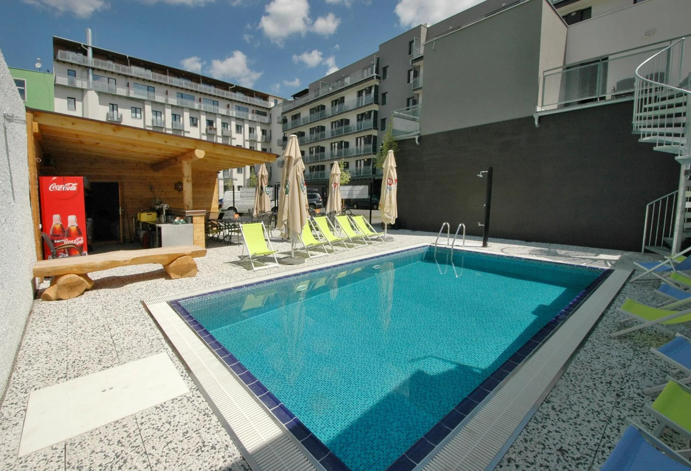 Swimming pool in eFi Palace Hotel