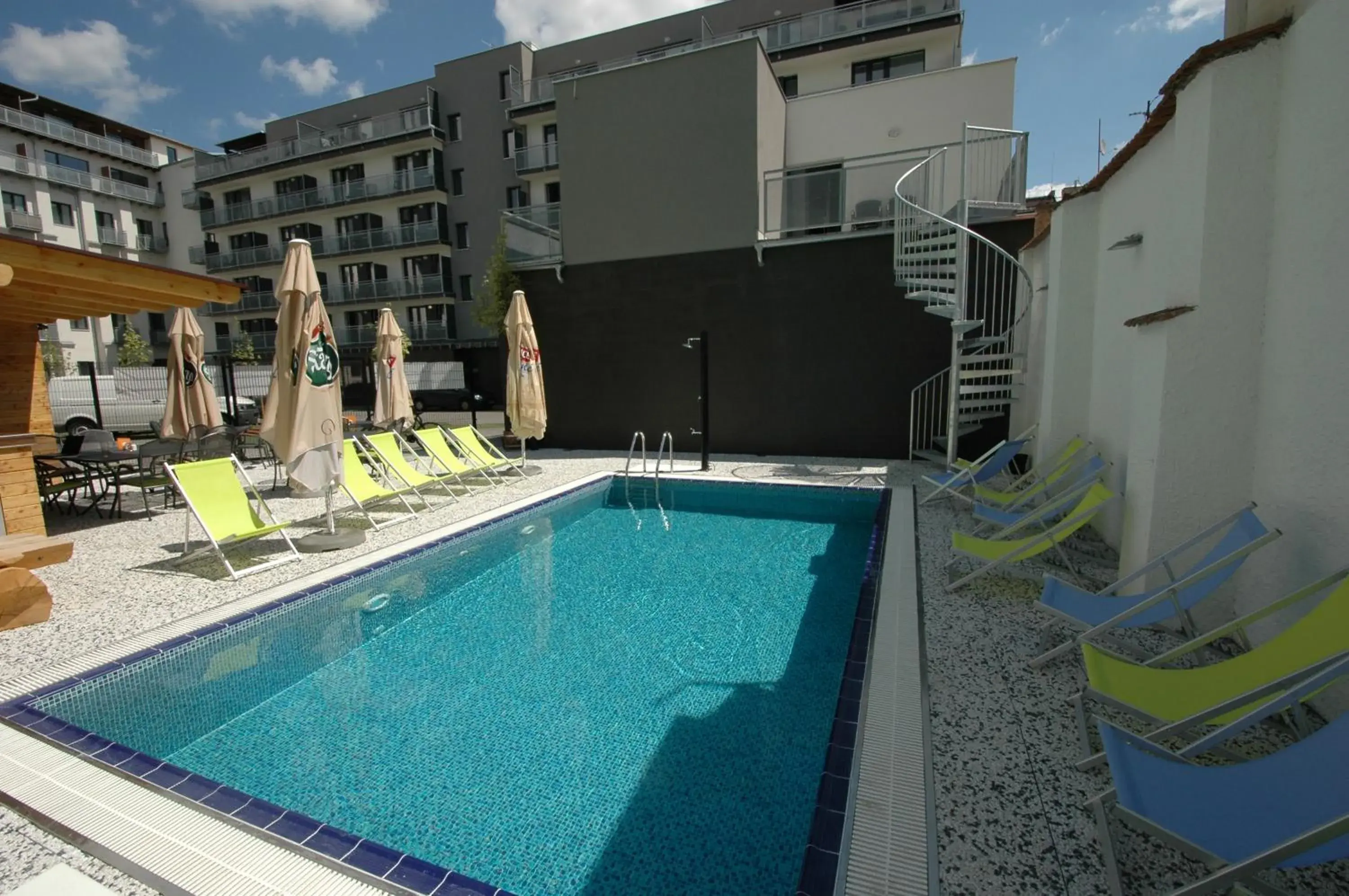 Swimming pool in eFi Palace Hotel Swimming pool in eFi Palace Hotel