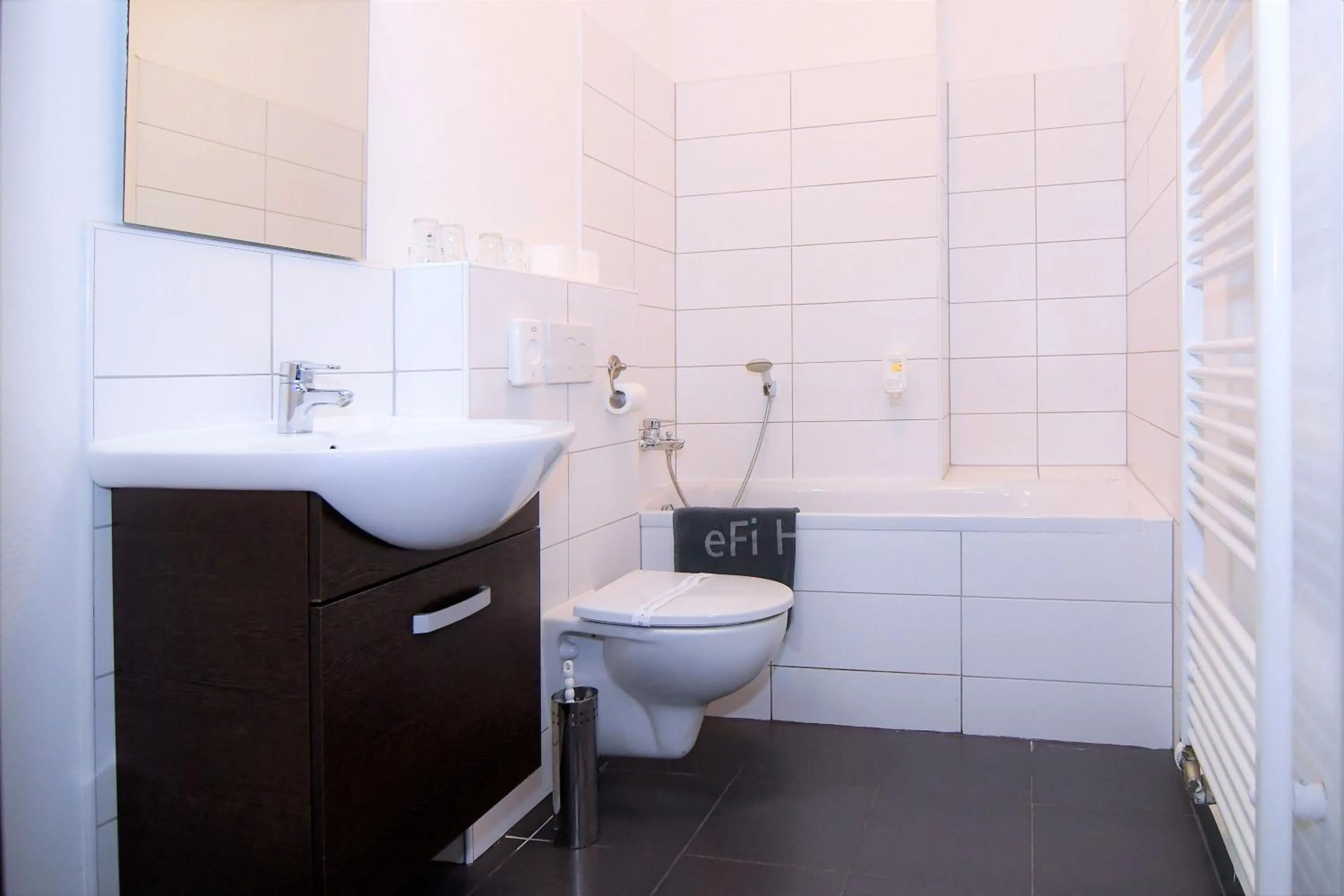 Bathroom in eFi Palace Hotel