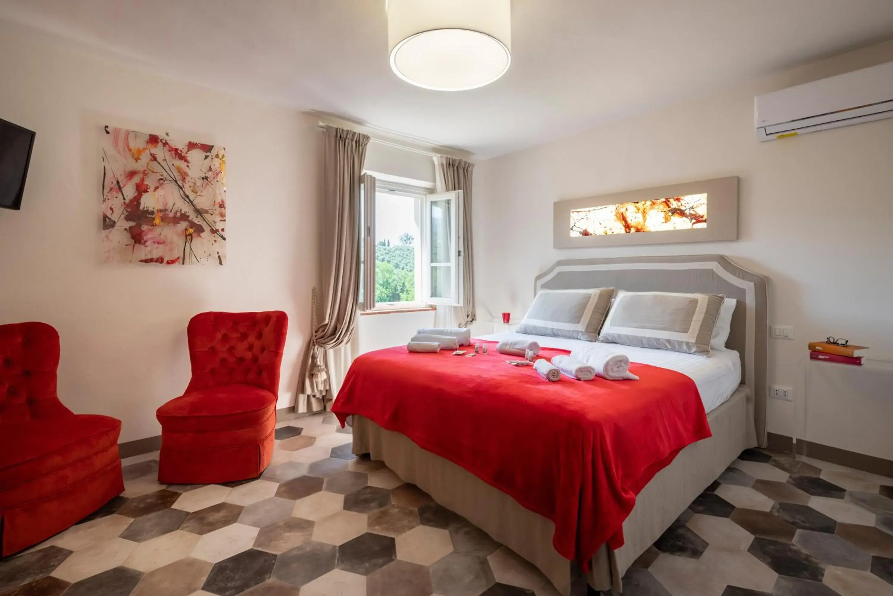 Idea Resort- Tuscan Home Idea Resort- Tuscan Home