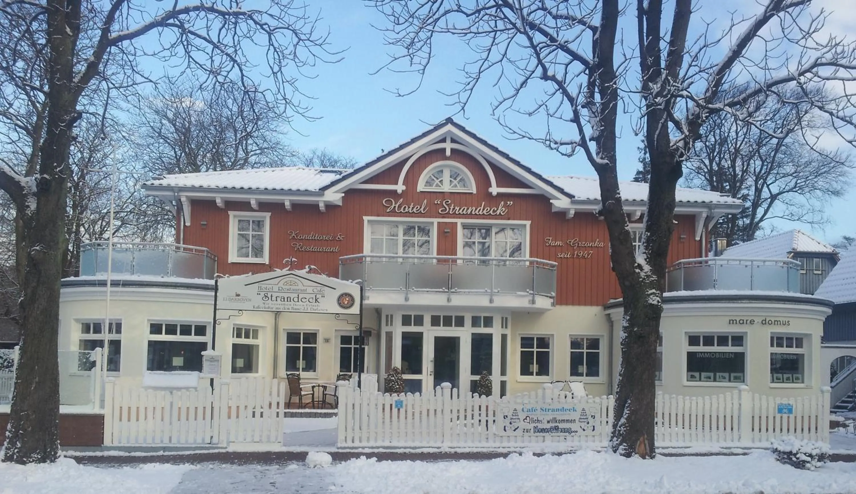 Property building in Hotel & Café Strandeck