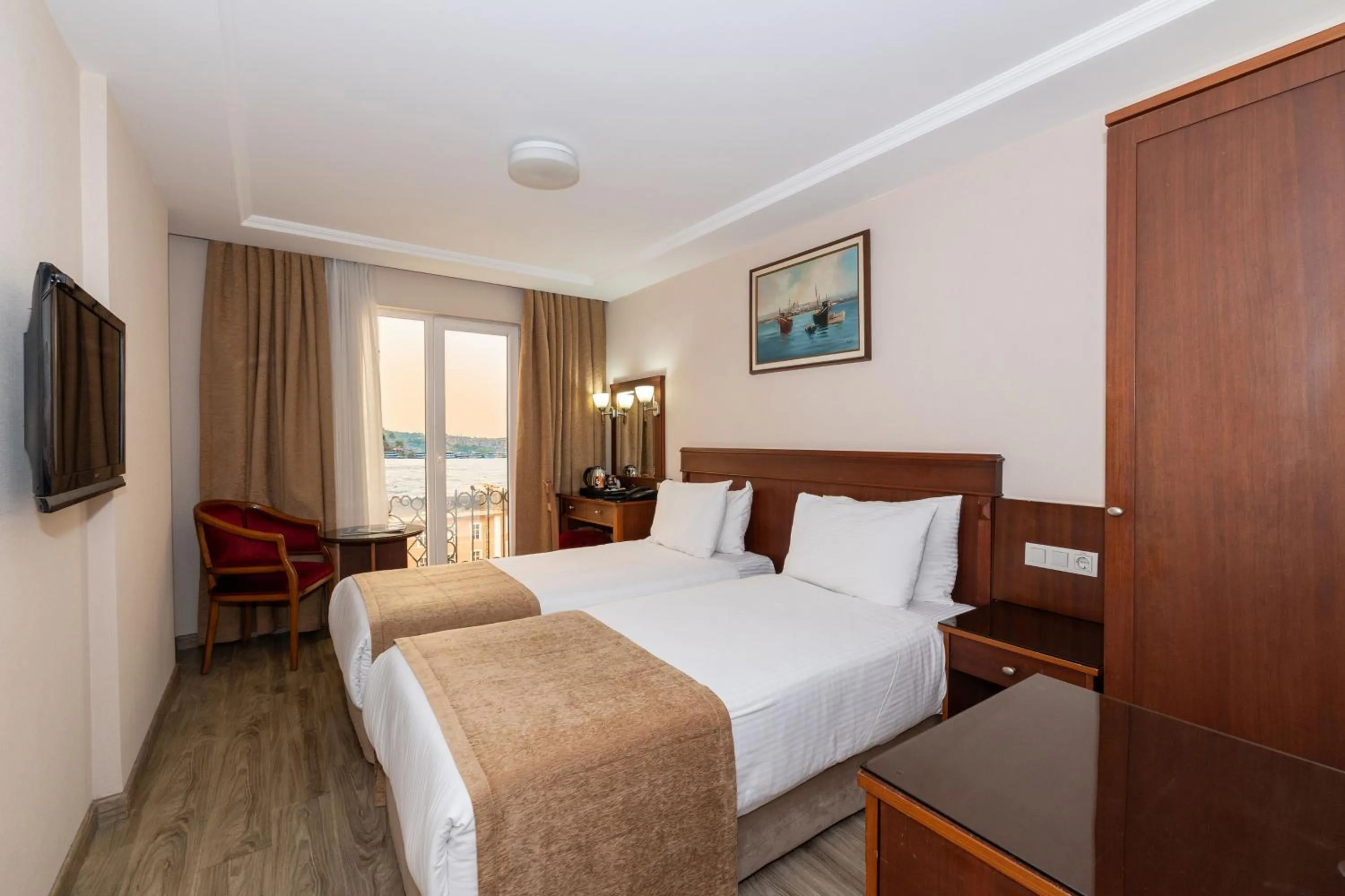 Bedroom, Bed in Askoc Hotel & SPA