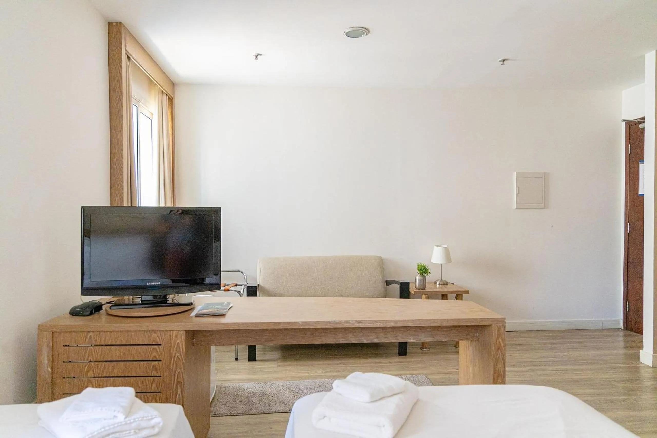 Bed in Elegant Flat Paulista Alameda Campinas Garagem , Pool, Ar Cod,