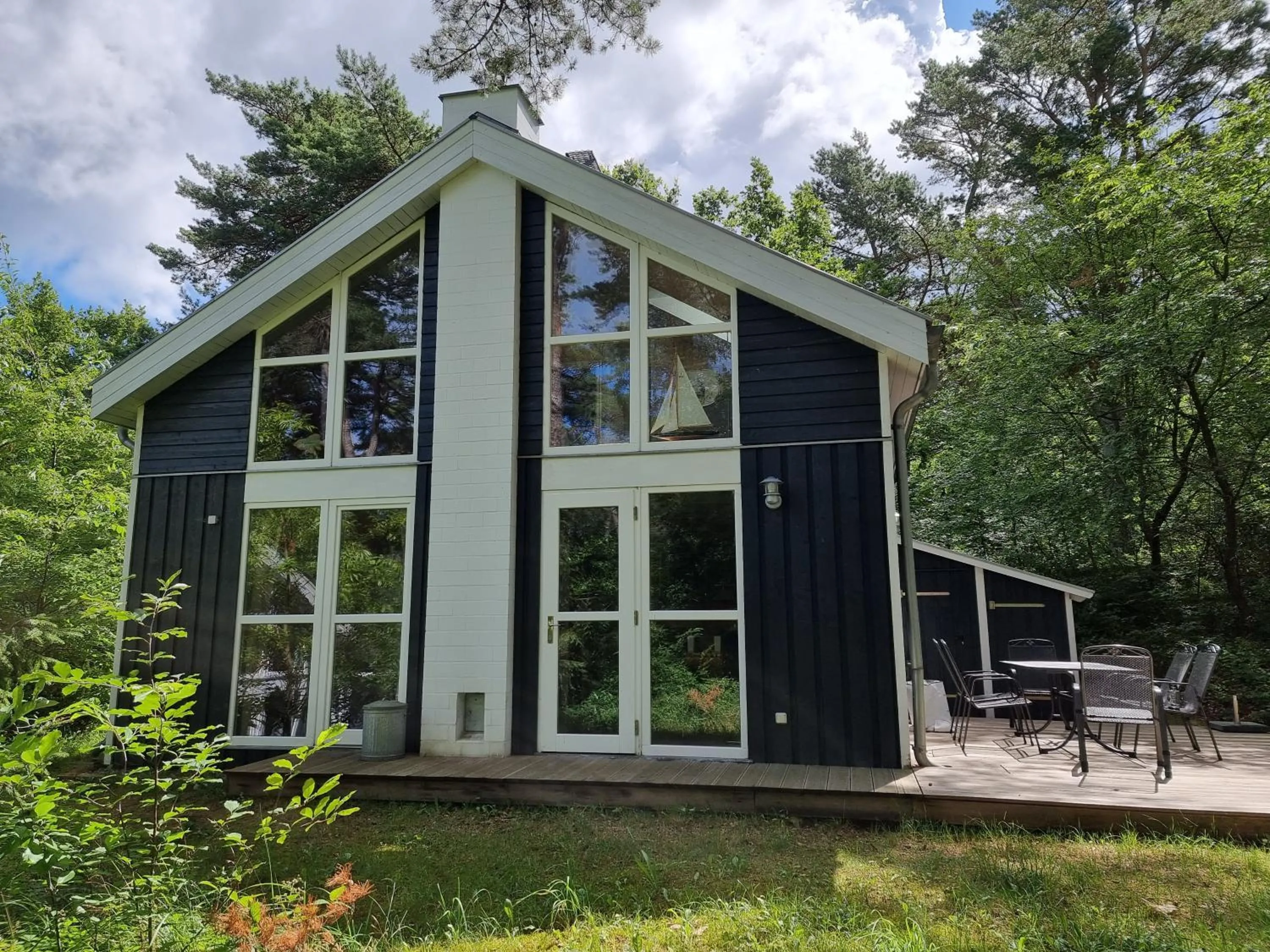 Property building in Haus Sandra