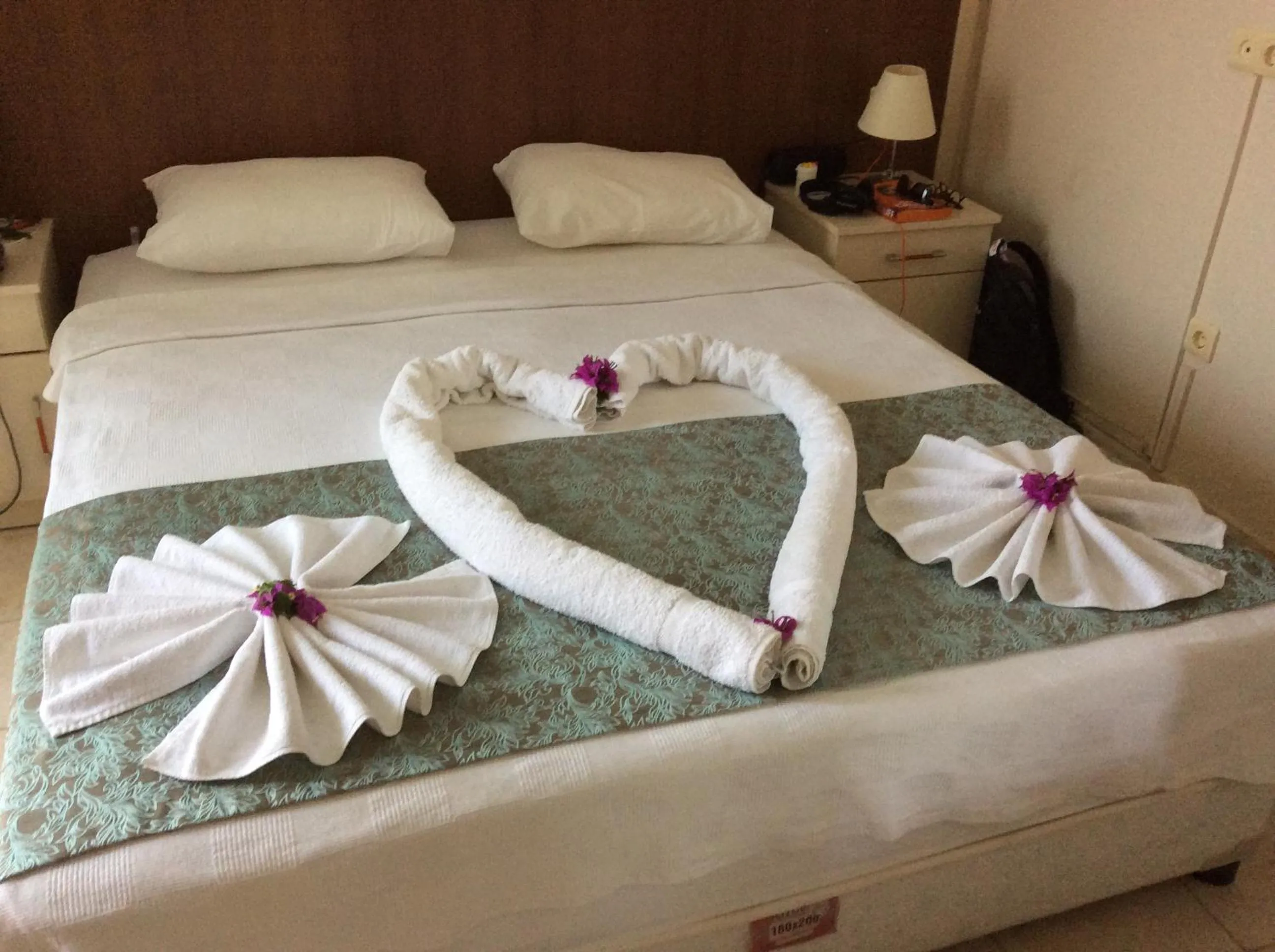 Bed in Yaprak Hotel