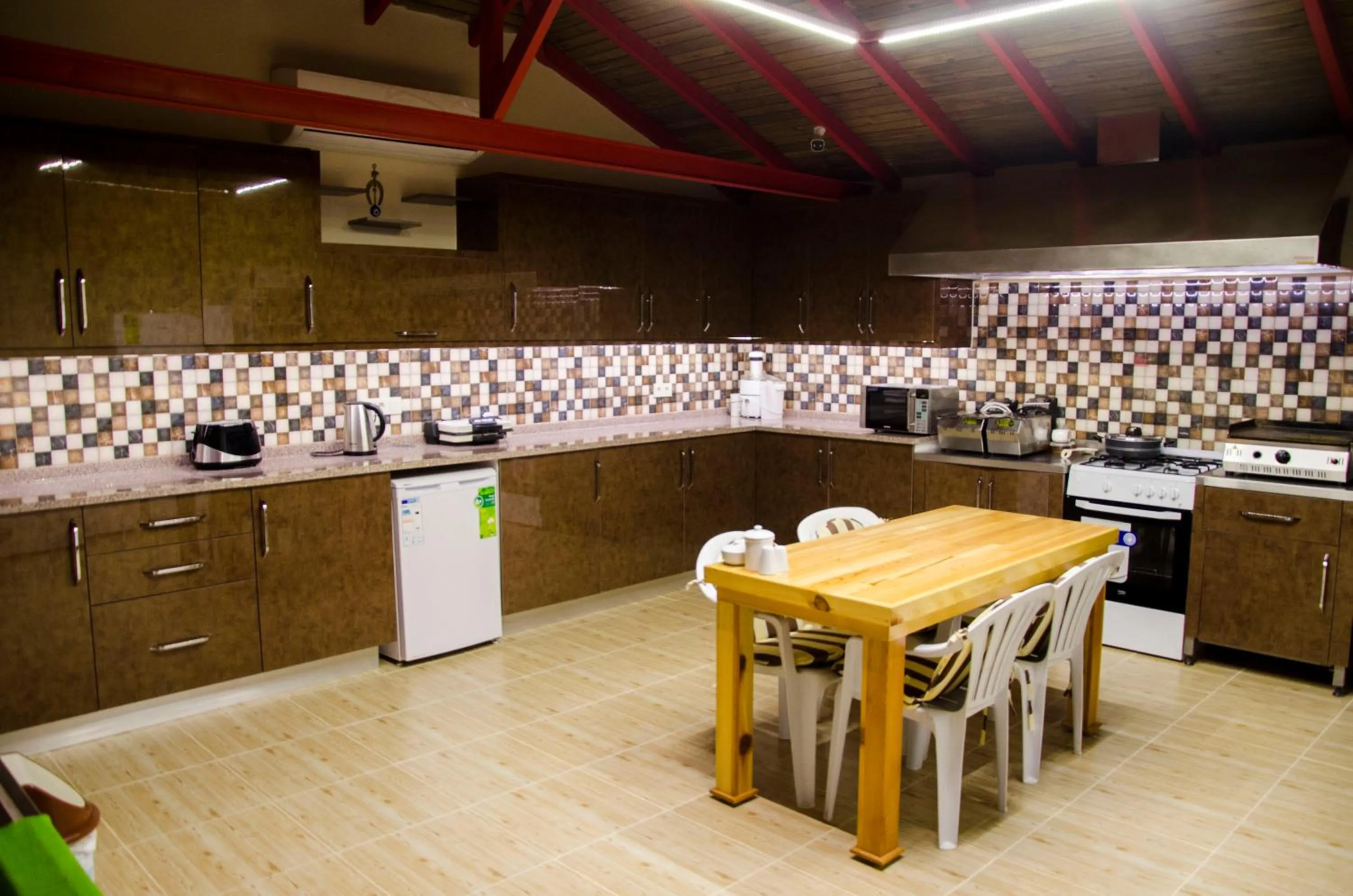 Restaurant/places to eat in Yaprak Hotel