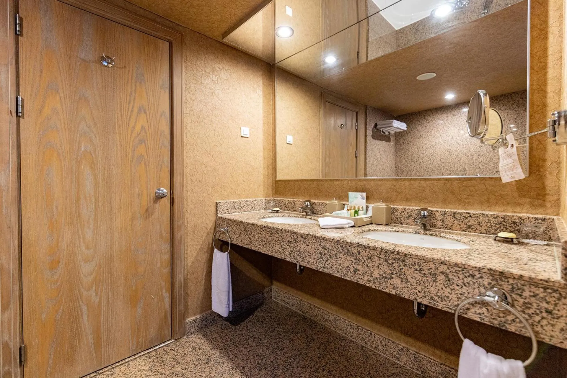 Bathroom in Gloria Verde Resort